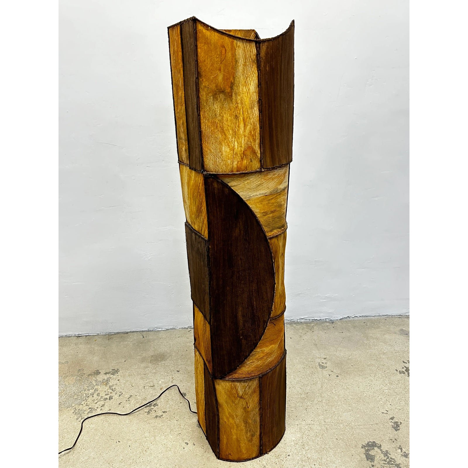 mid-century-patchwork-bark-floor-lamp-1960