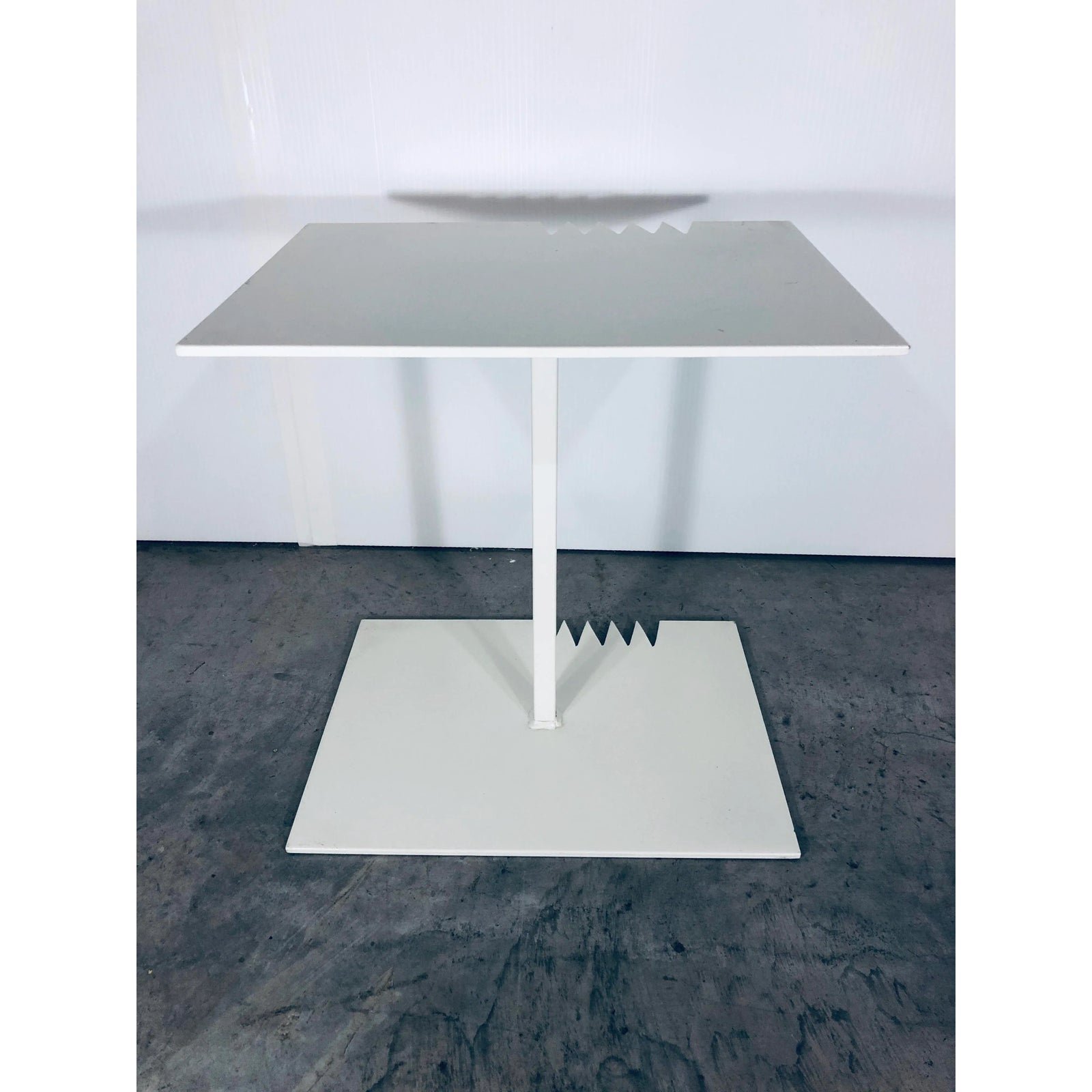 artist-signed-white-lacquered-steel-side-table-8907