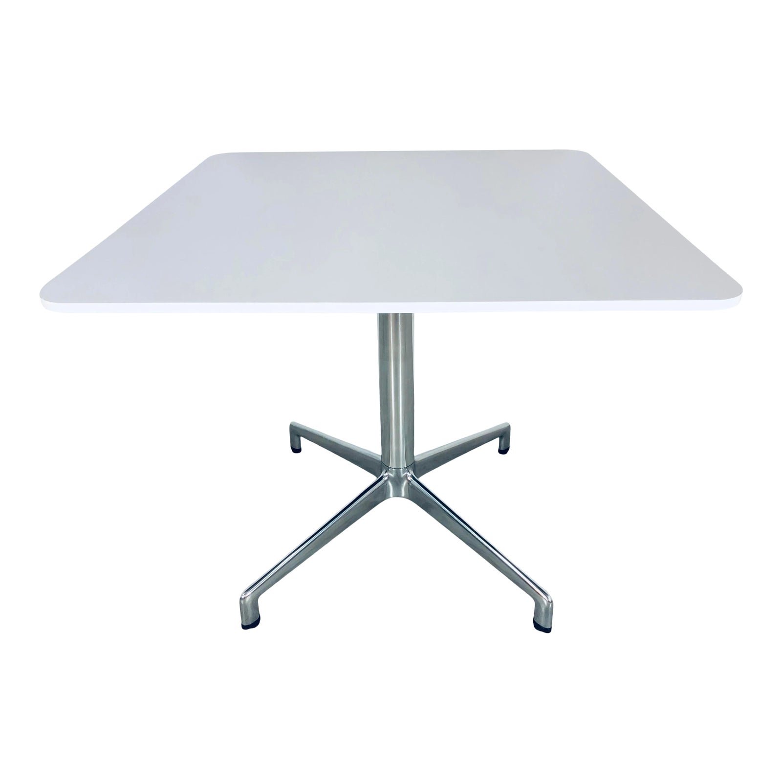 mid-century-modern-eoos-keilhauser-white-juxta-side-table-7674