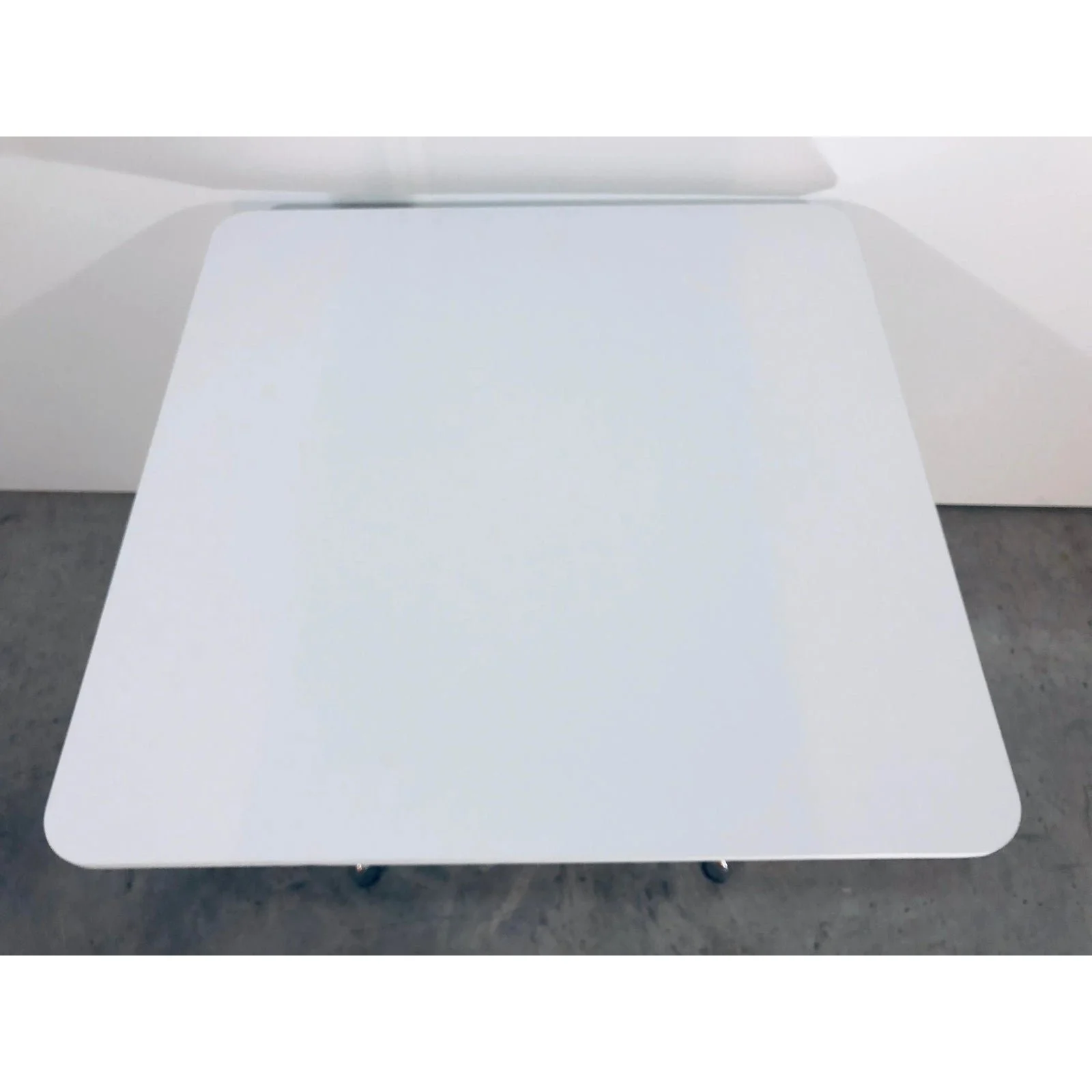 mid-century-modern-eoos-keilhauser-white-juxta-side-table-7782
