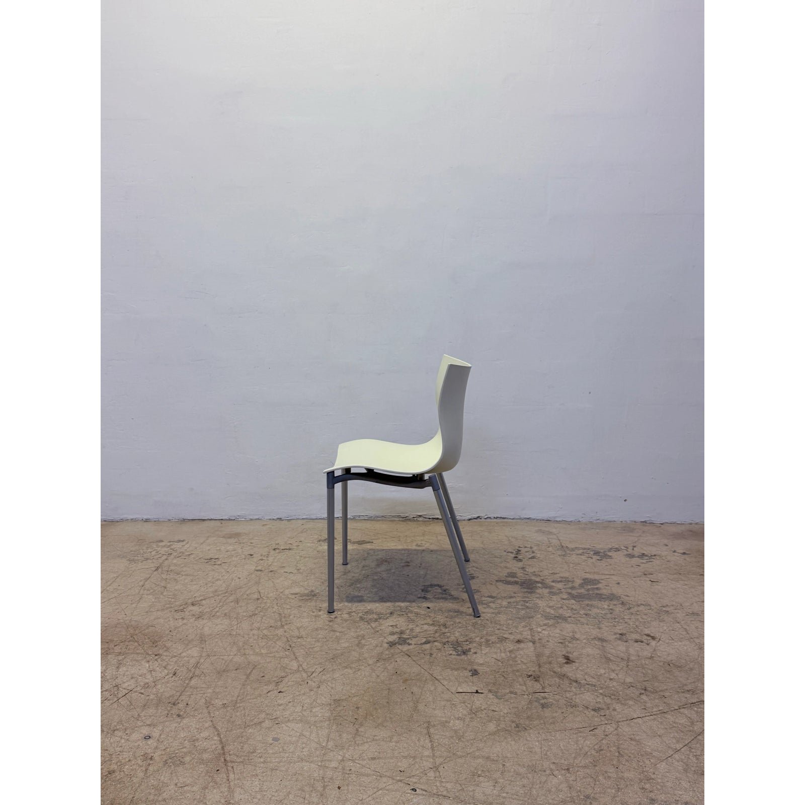 philippe-starck-cam-el-eon-chairs-for-driade-aleph-a-pair-0399