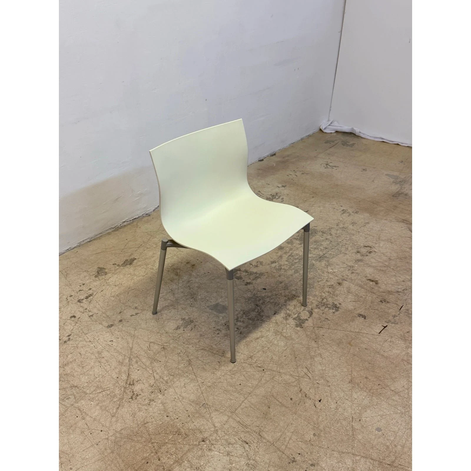 philippe-starck-cam-el-eon-chairs-for-driade-aleph-a-pair-2688