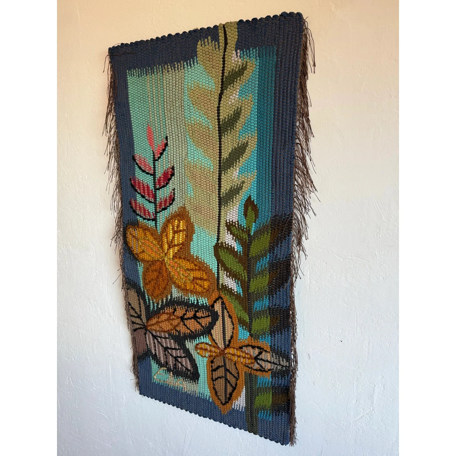 eila-ampula-brazilian-modern-floral-wall-art-tapestry-3350