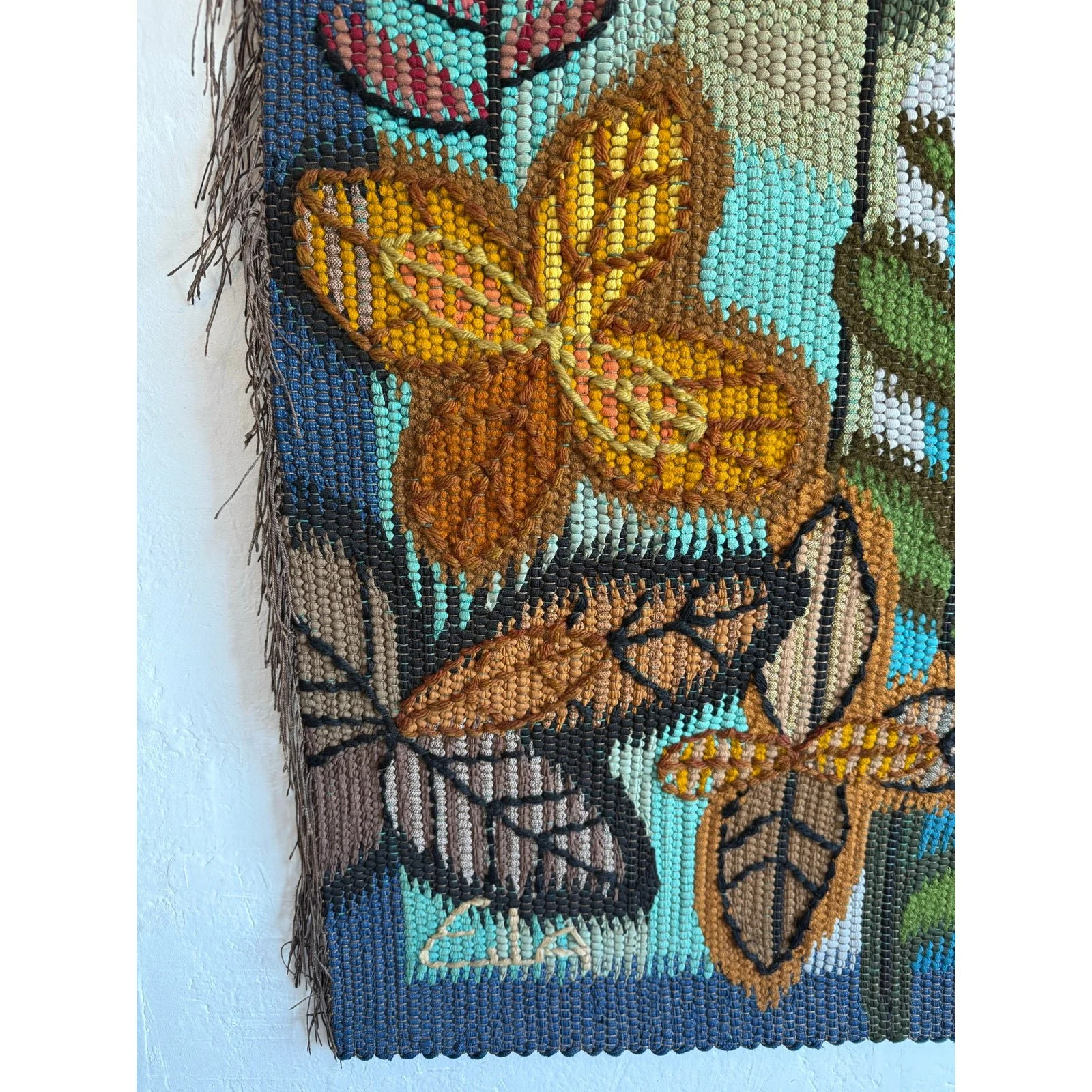 eila-ampula-brazilian-modern-floral-wall-art-tapestry-4346