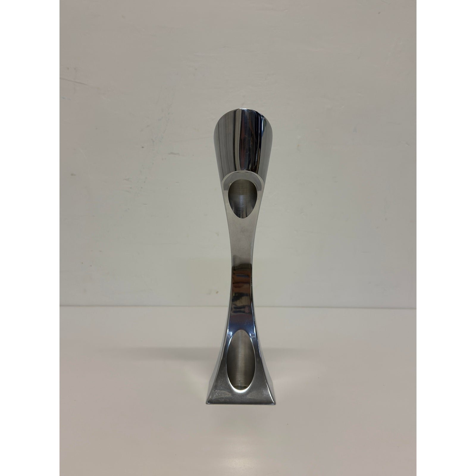 steve-cozzolino-modern-candle-stick-holder-for-nambe-6829