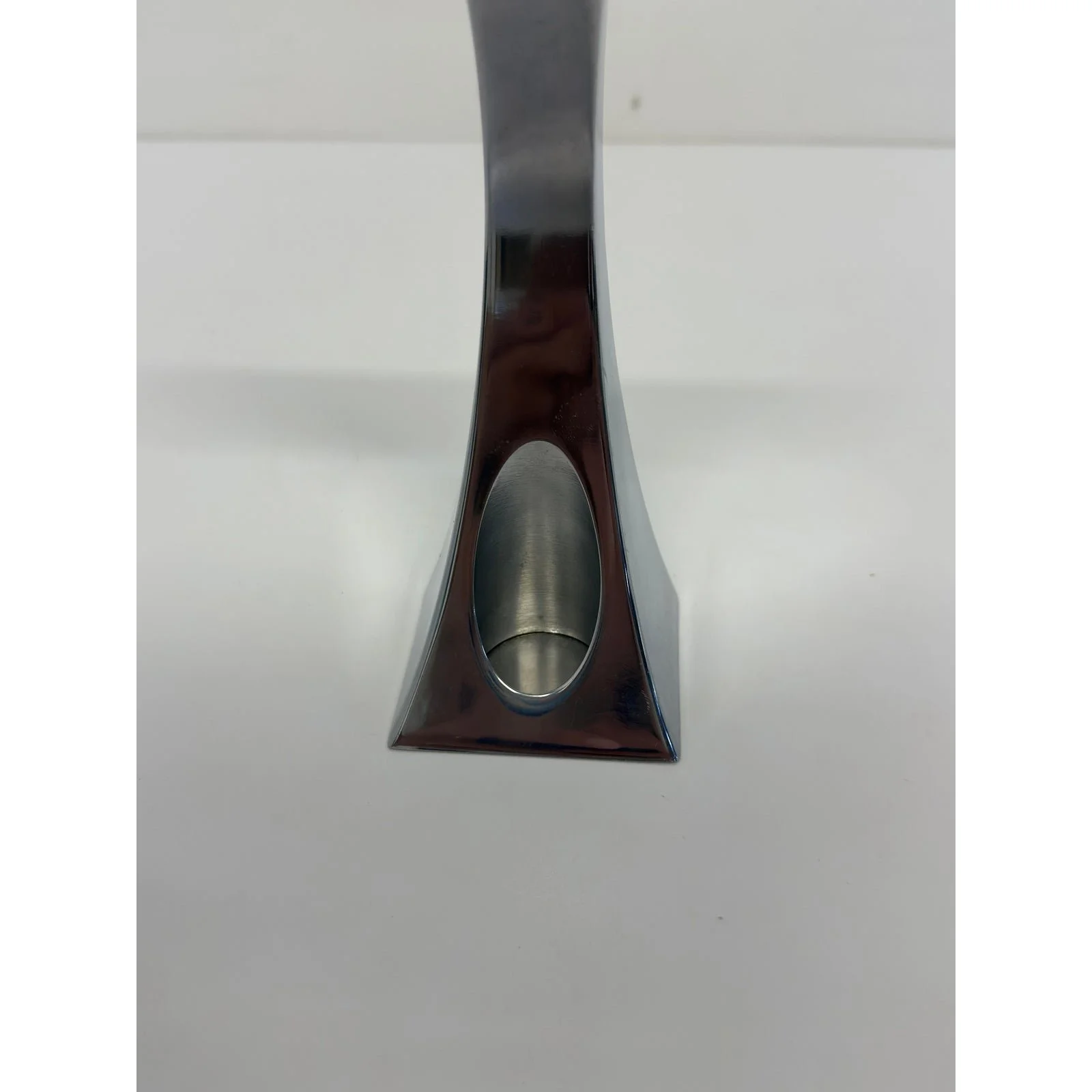 steve-cozzolino-modern-candle-stick-holder-for-nambe-2585