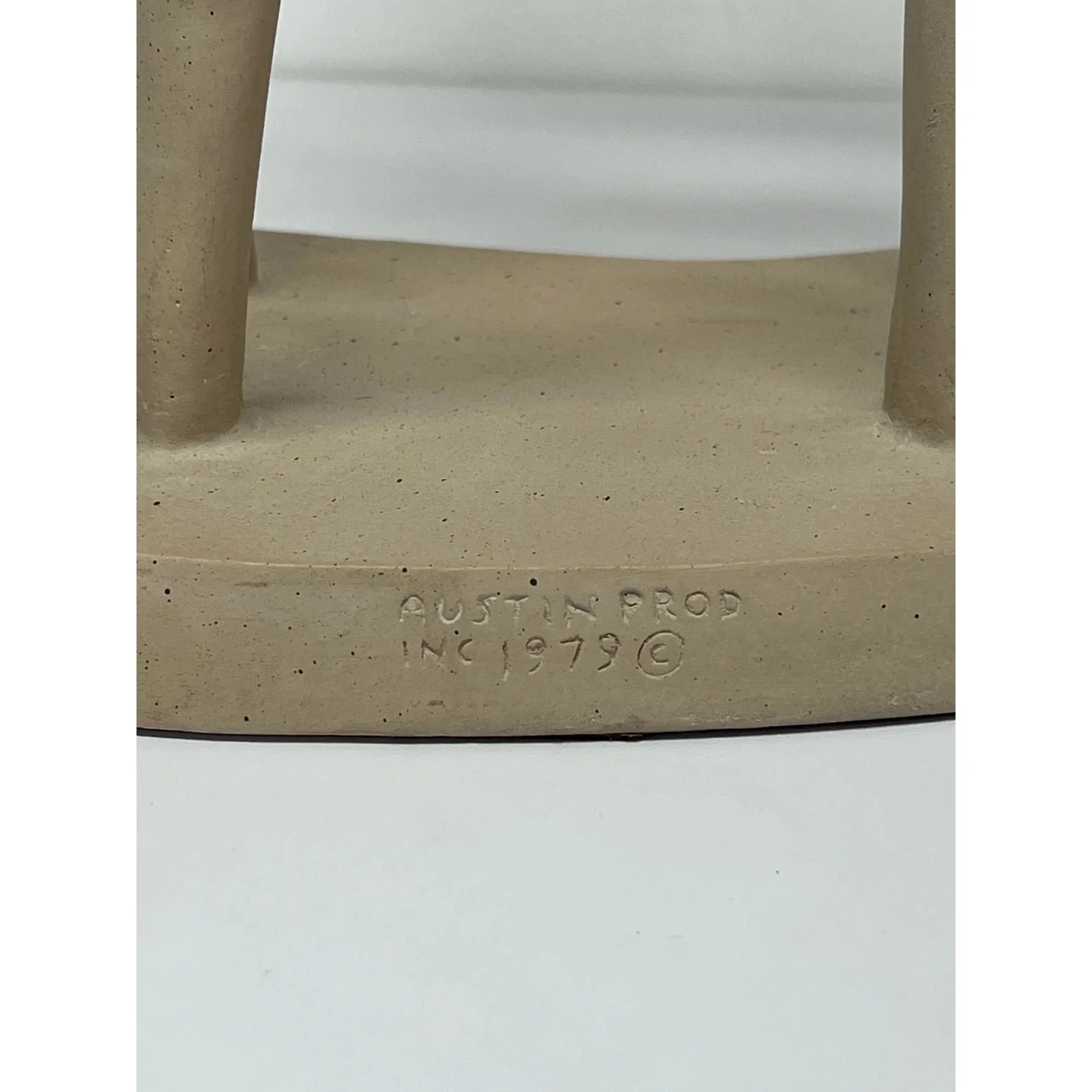 austin-productions-modernist-style-pottery-sculpture-1979