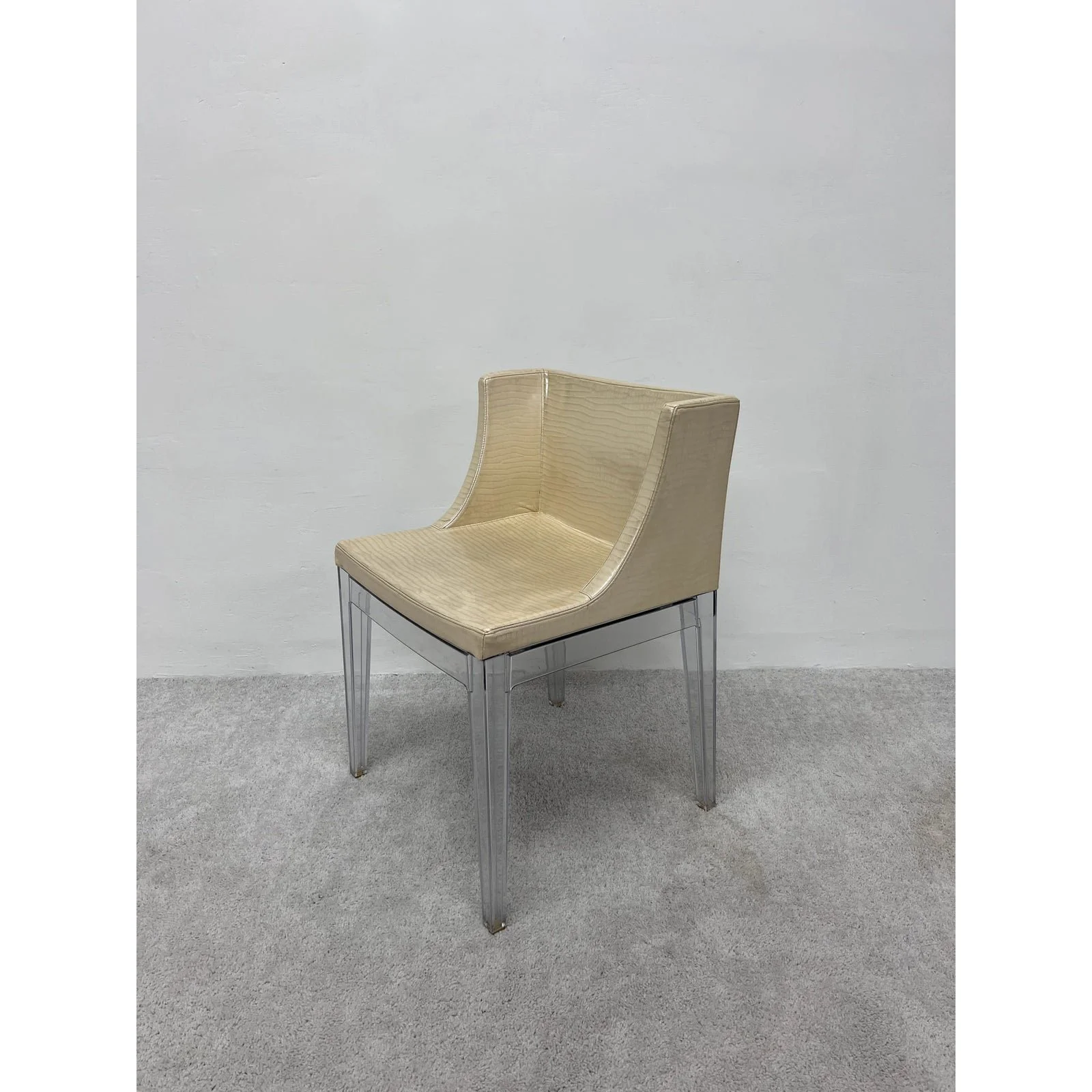 philippe-starck-mademoiselle-chair-for-kartell-4856