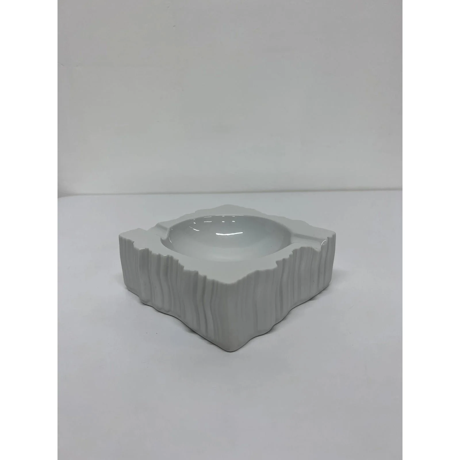 modern-white-porcelain-ashtray-or-catchall-by-naaman-israel-1990s-9485