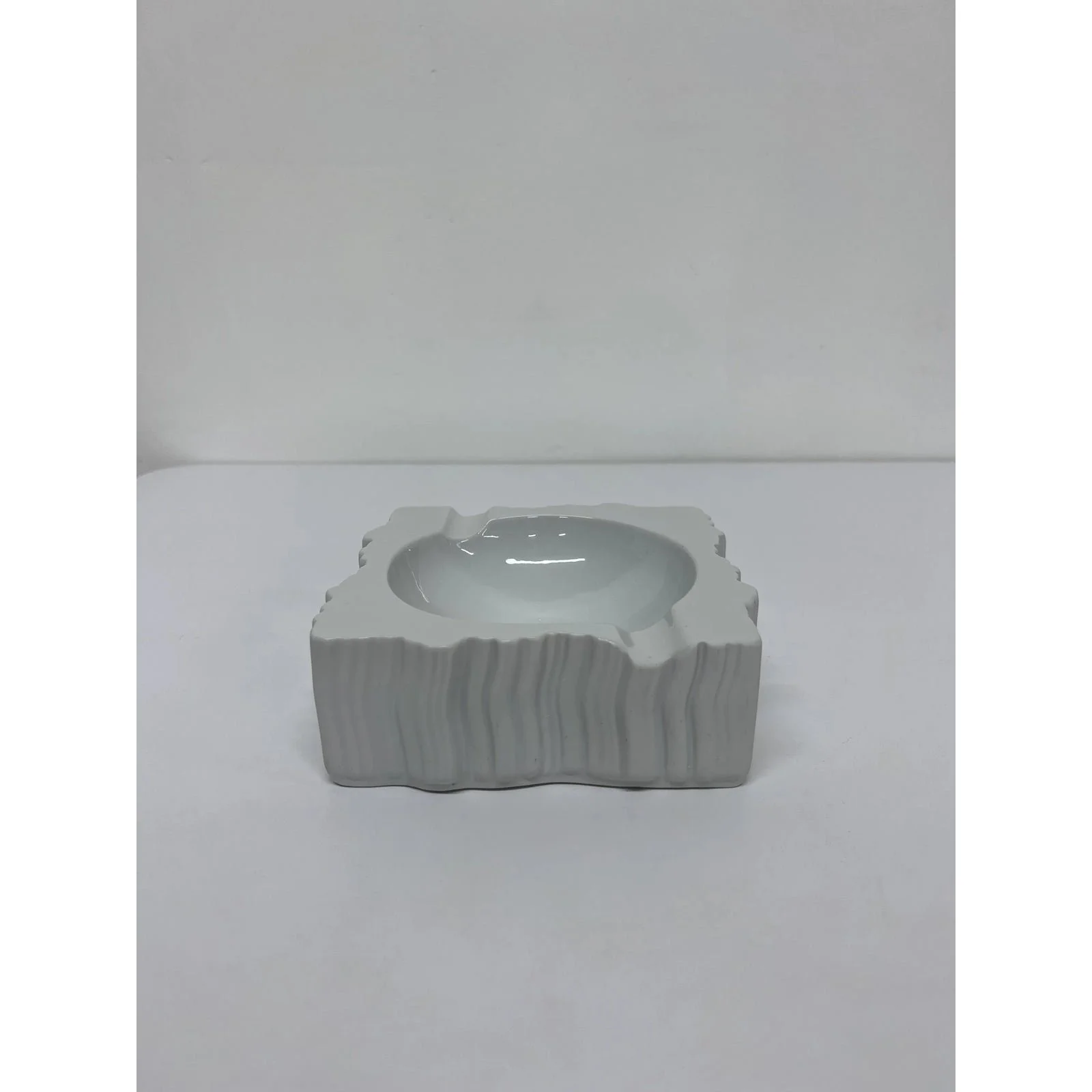 modern-white-porcelain-ashtray-or-catchall-by-naaman-israel-1990s-6031