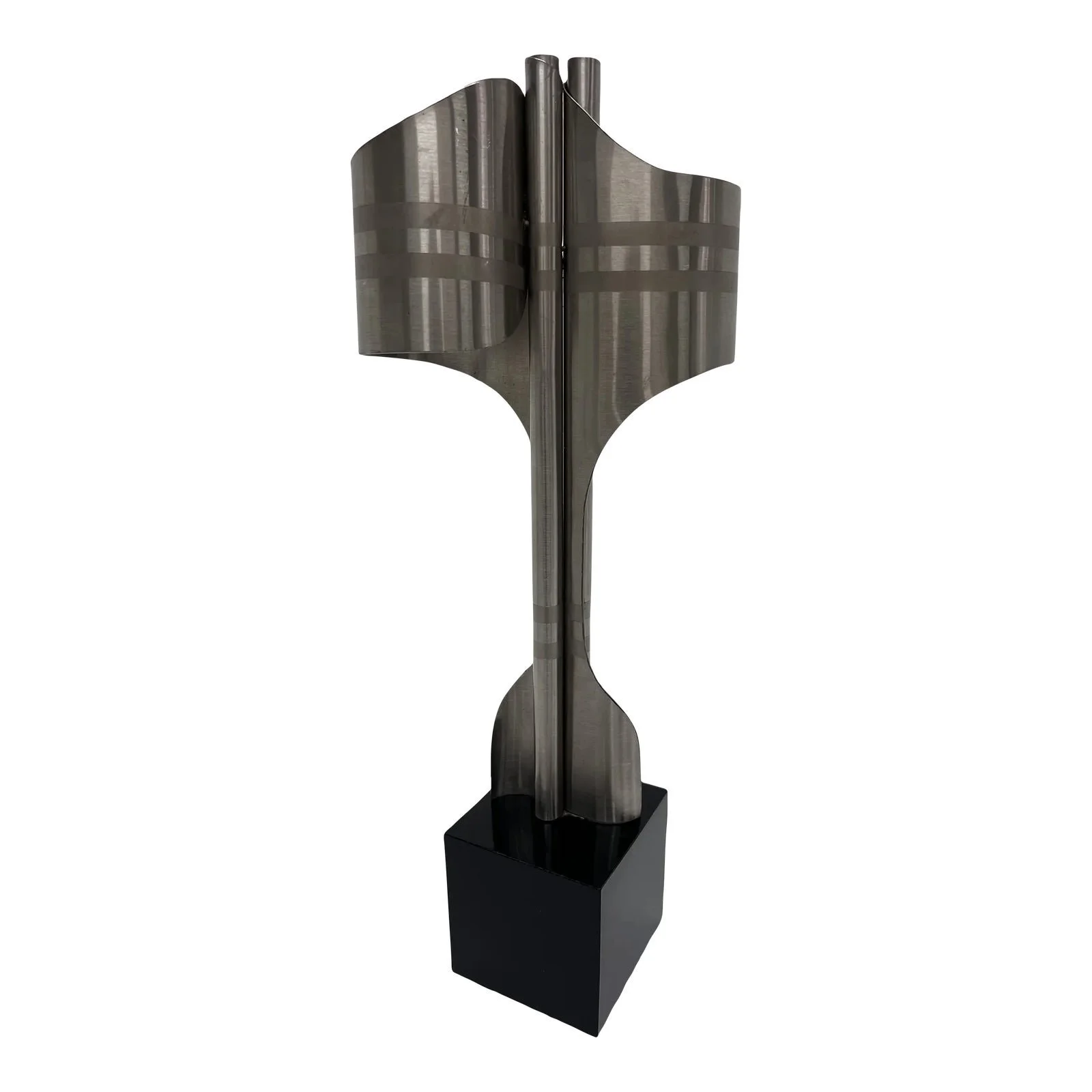 contemporary-brazilian-metal-flag-sculpture-2012-2104
