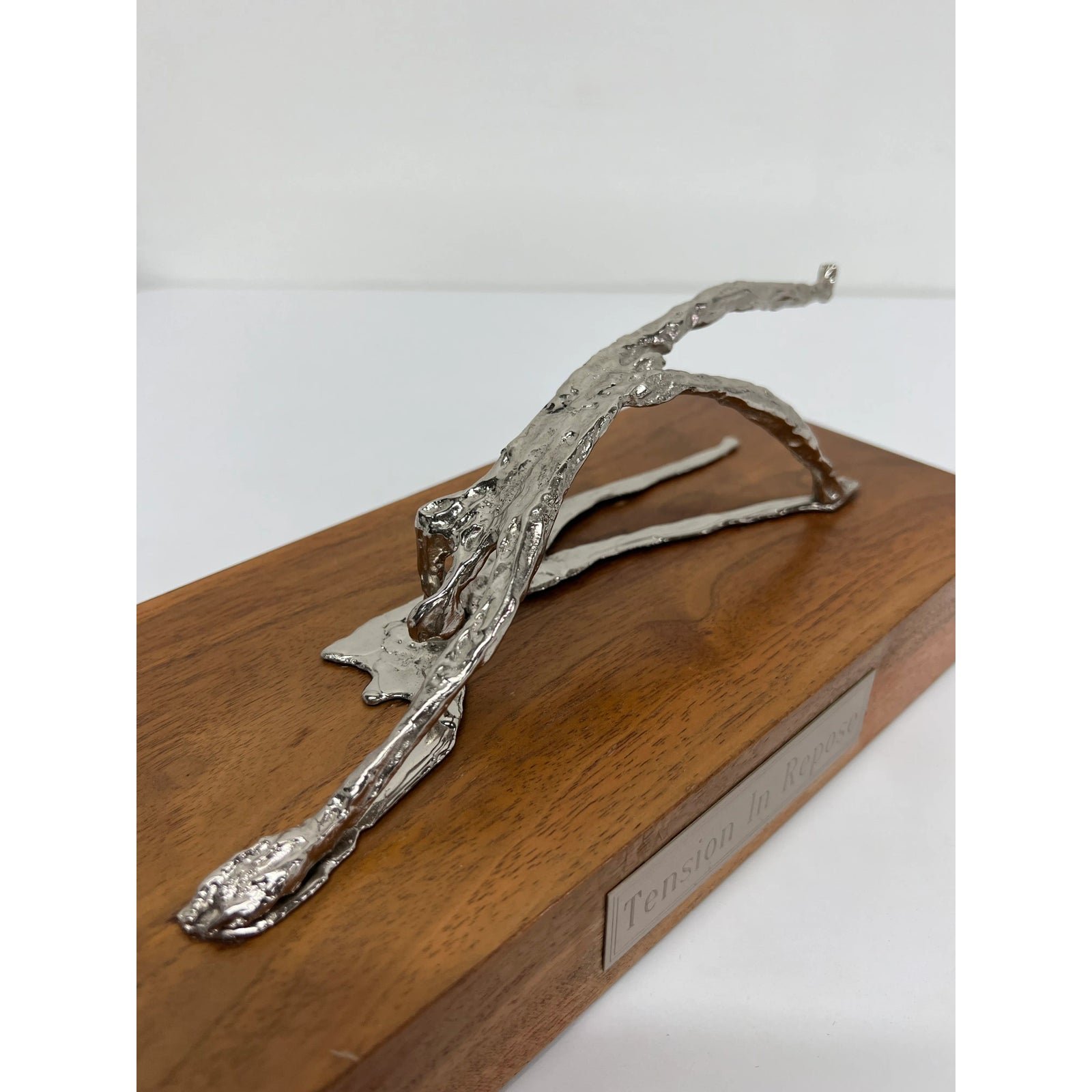 contemporary-metal-sculpture-titled-tension-in-repose-8349