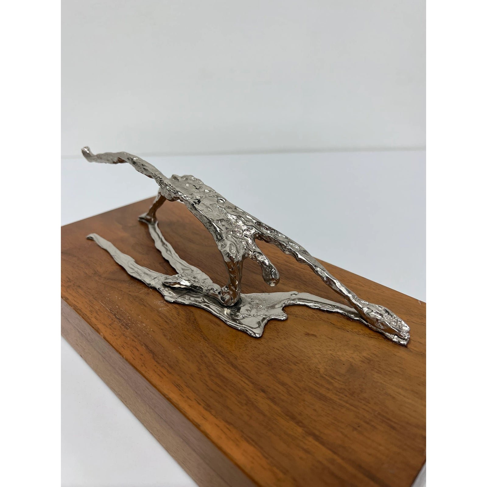 contemporary-metal-sculpture-titled-tension-in-repose-3196