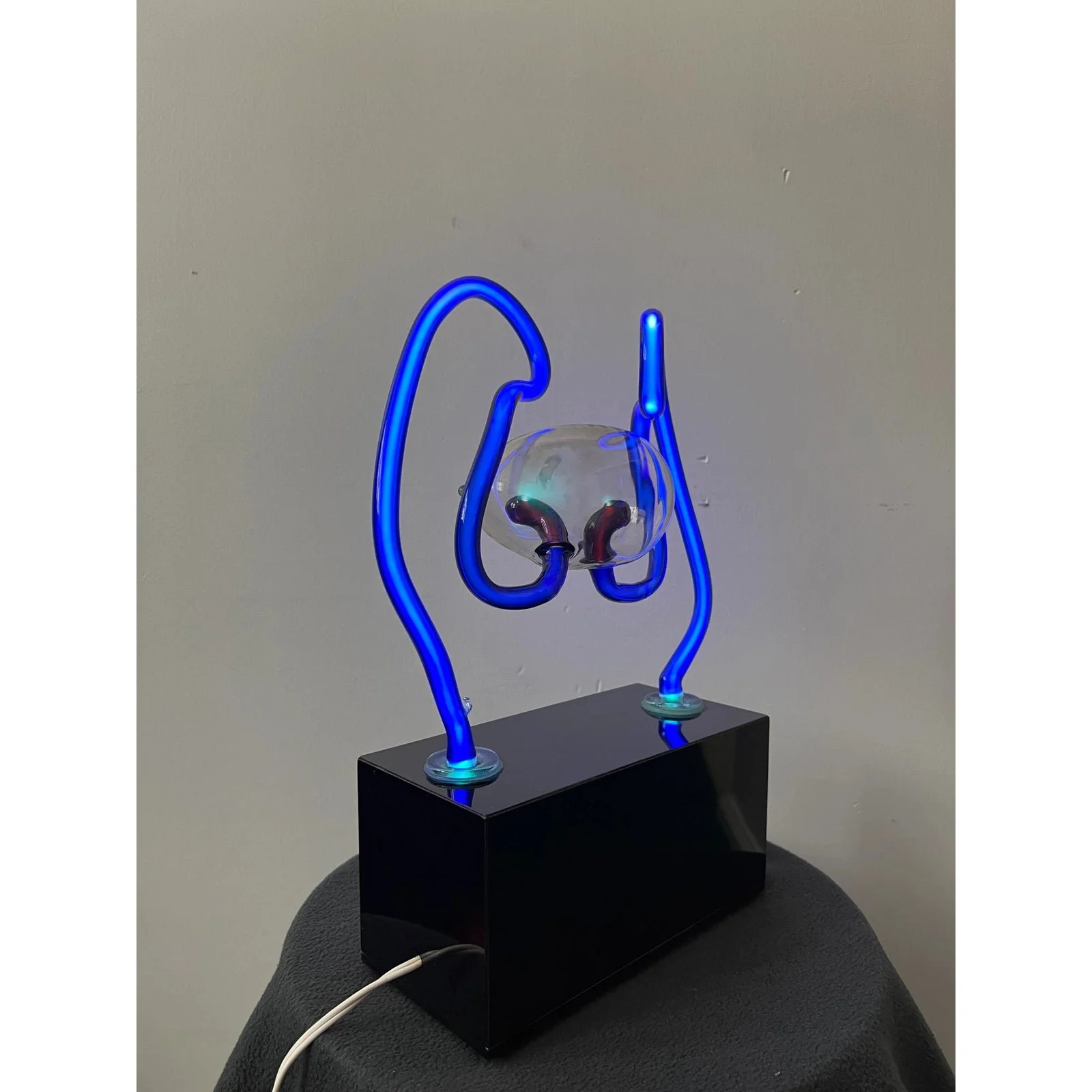 david-grant-maul-blown-glass-neon-lamp-sculpture-1983-3834