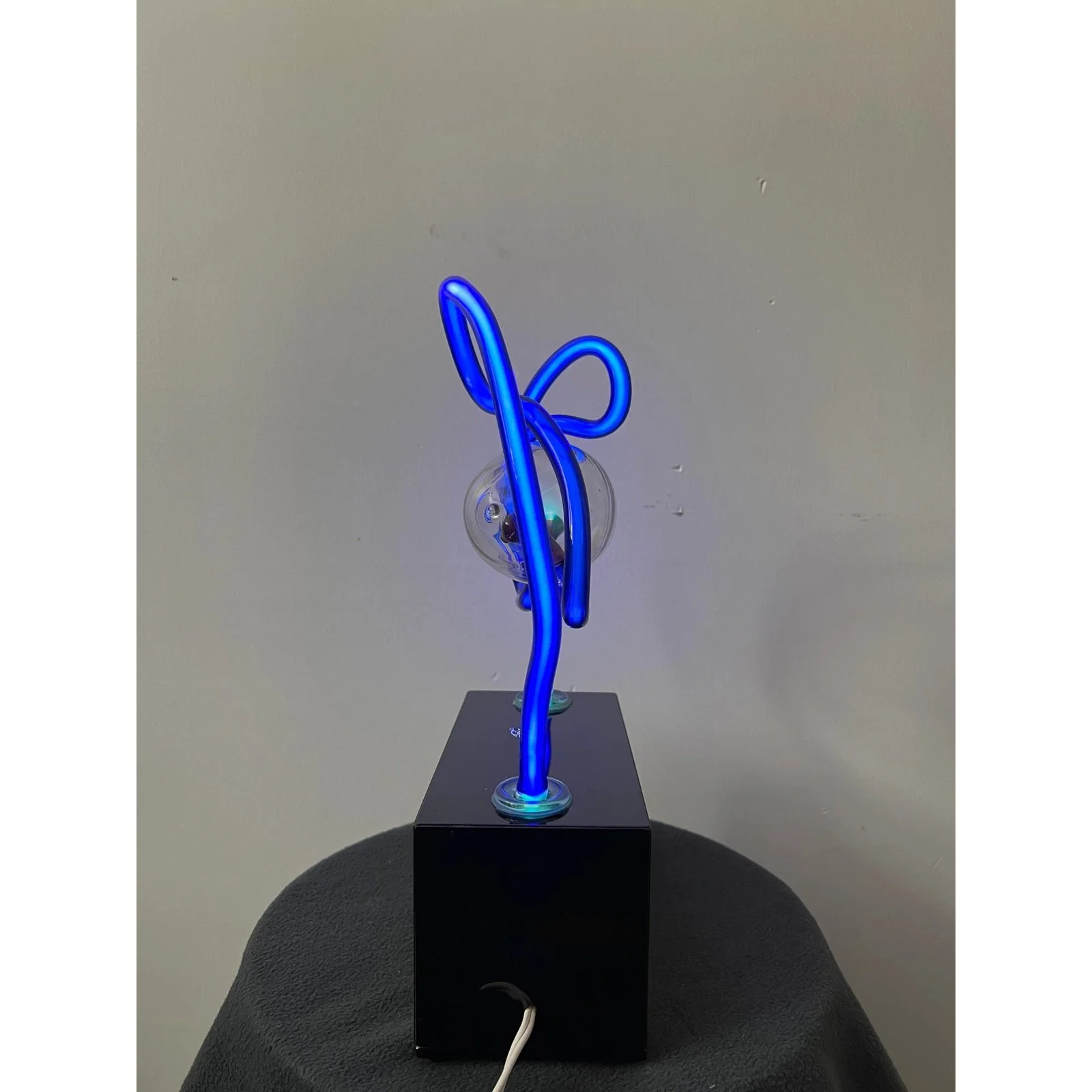 david-grant-maul-blown-glass-neon-lamp-sculpture-1983-8201