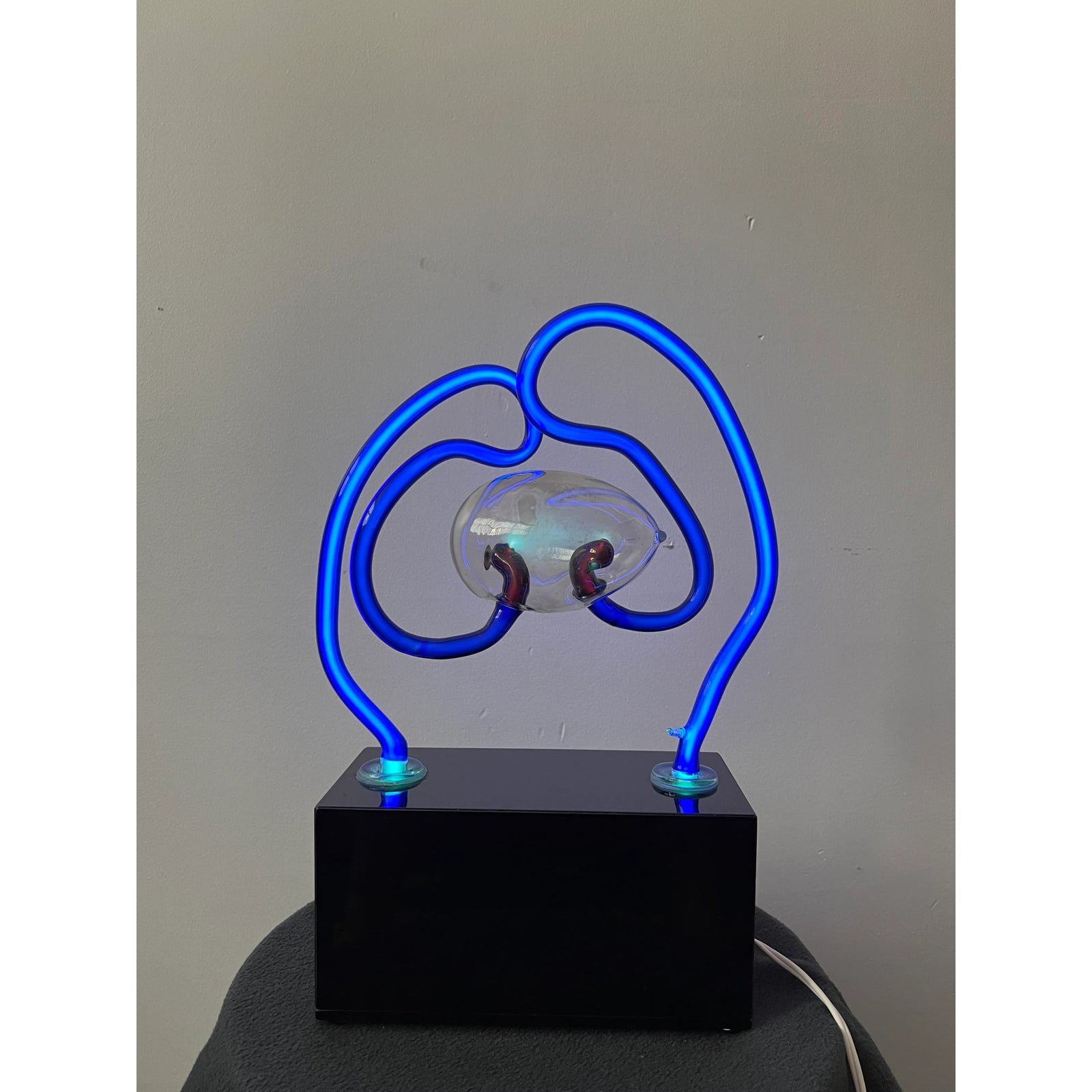 david-grant-maul-blown-glass-neon-lamp-sculpture-1983-1466