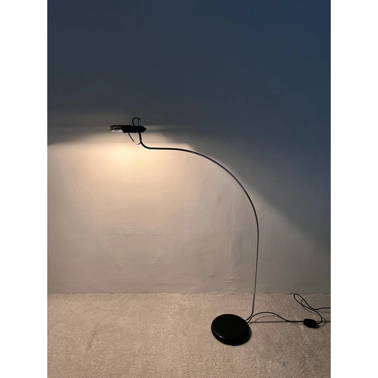 bruno-gecchelin-wing-floor-lamp-for-oluce-italy-1970s-1266