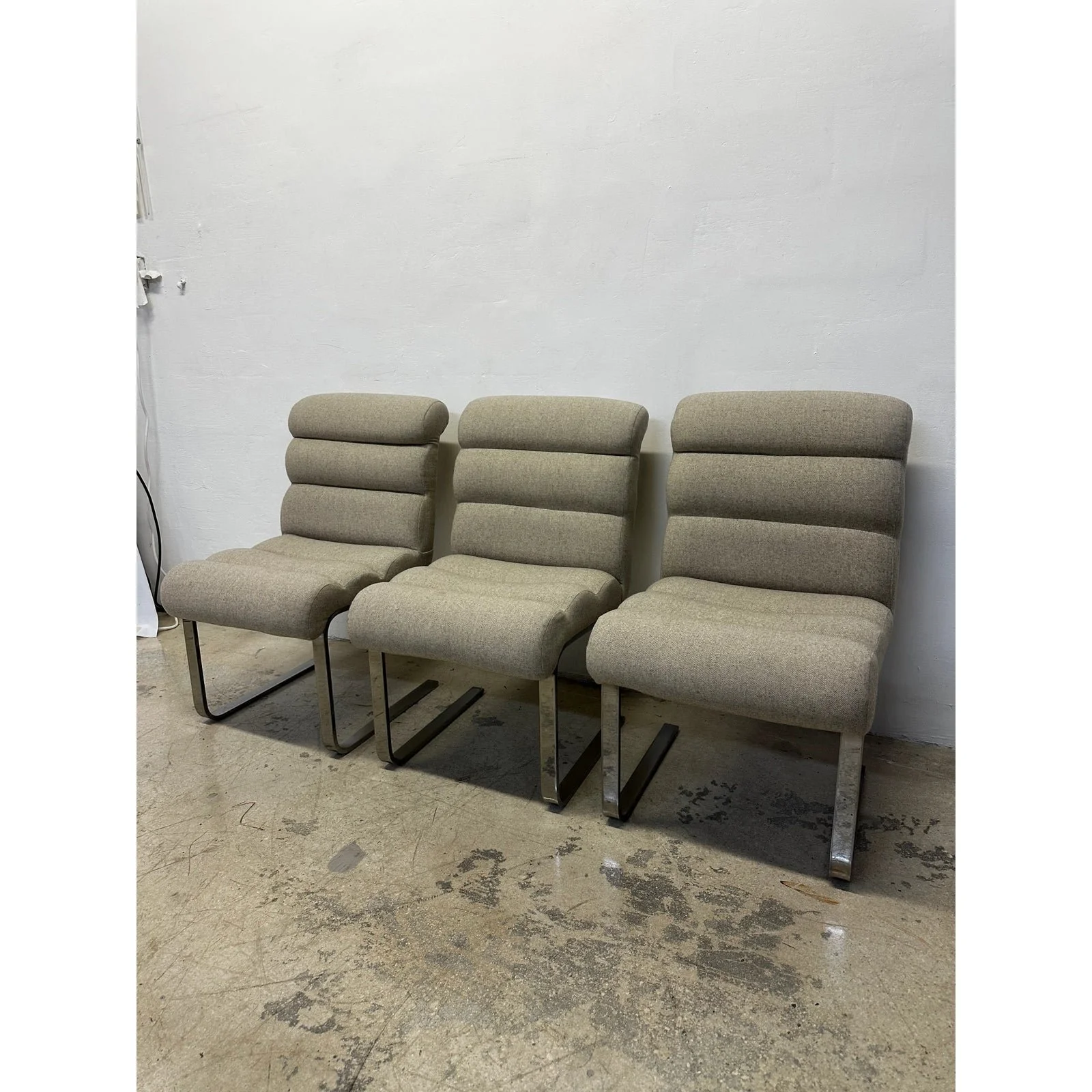 mariani-for-pace-collection-cantilever-chrome-dining-chairs-set-of-three-0355