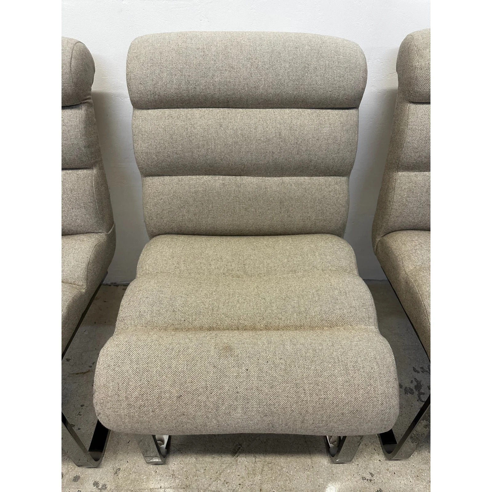mariani-for-pace-collection-cantilever-chrome-dining-chairs-set-of-three-0072