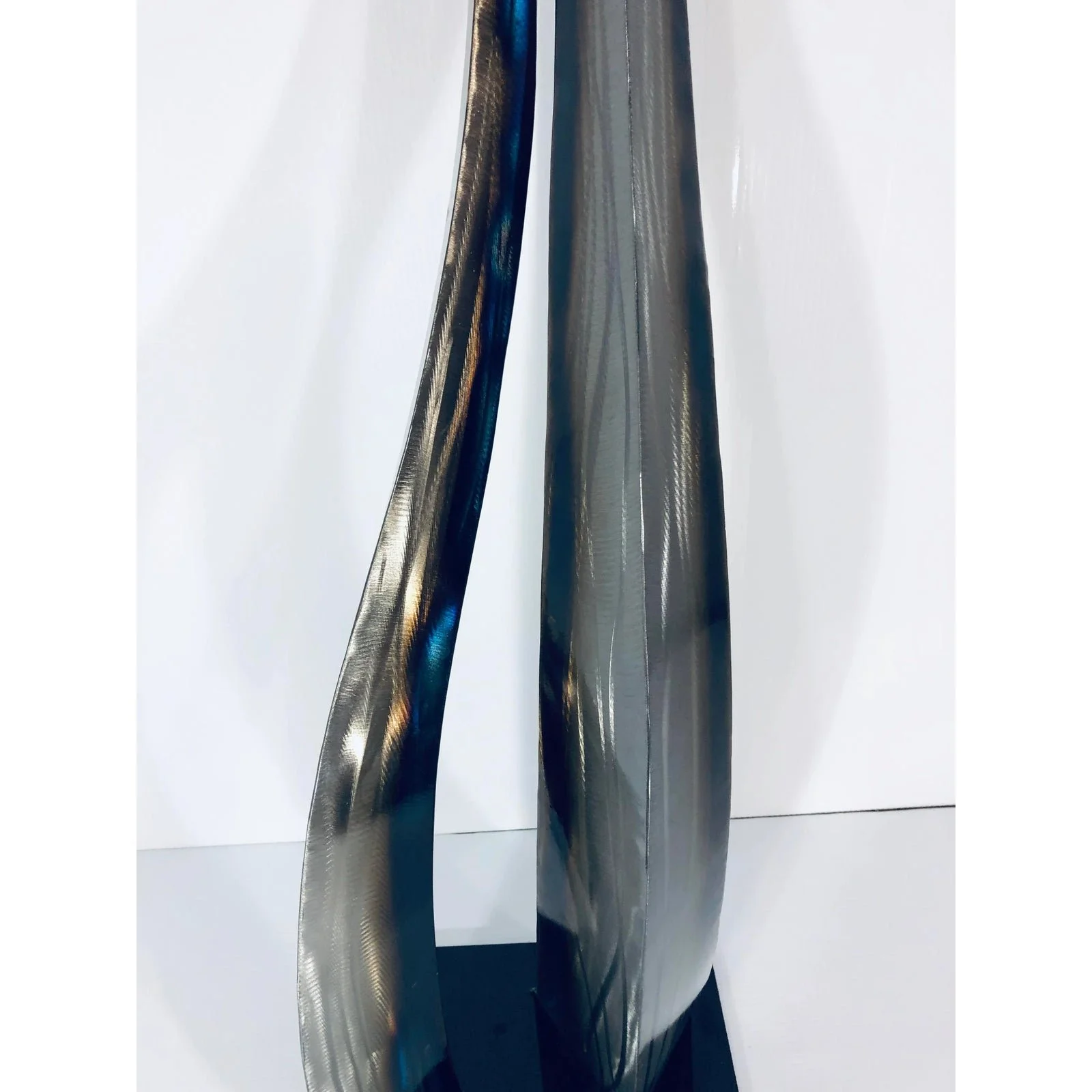contemporary-curtis-jere-steel-floor-sculpture-2007-4722