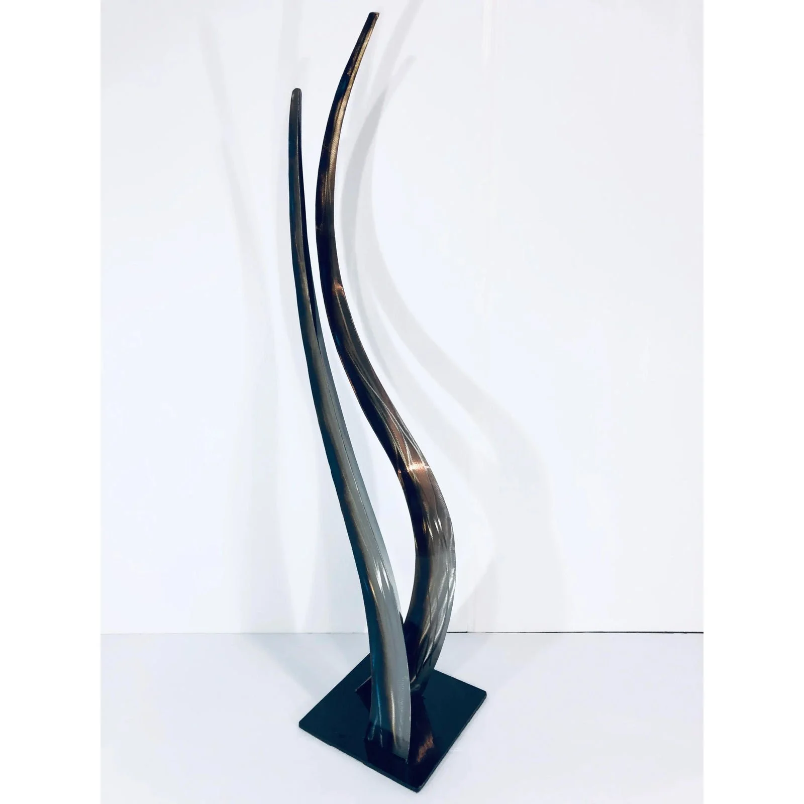 contemporary-curtis-jere-steel-floor-sculpture-2007