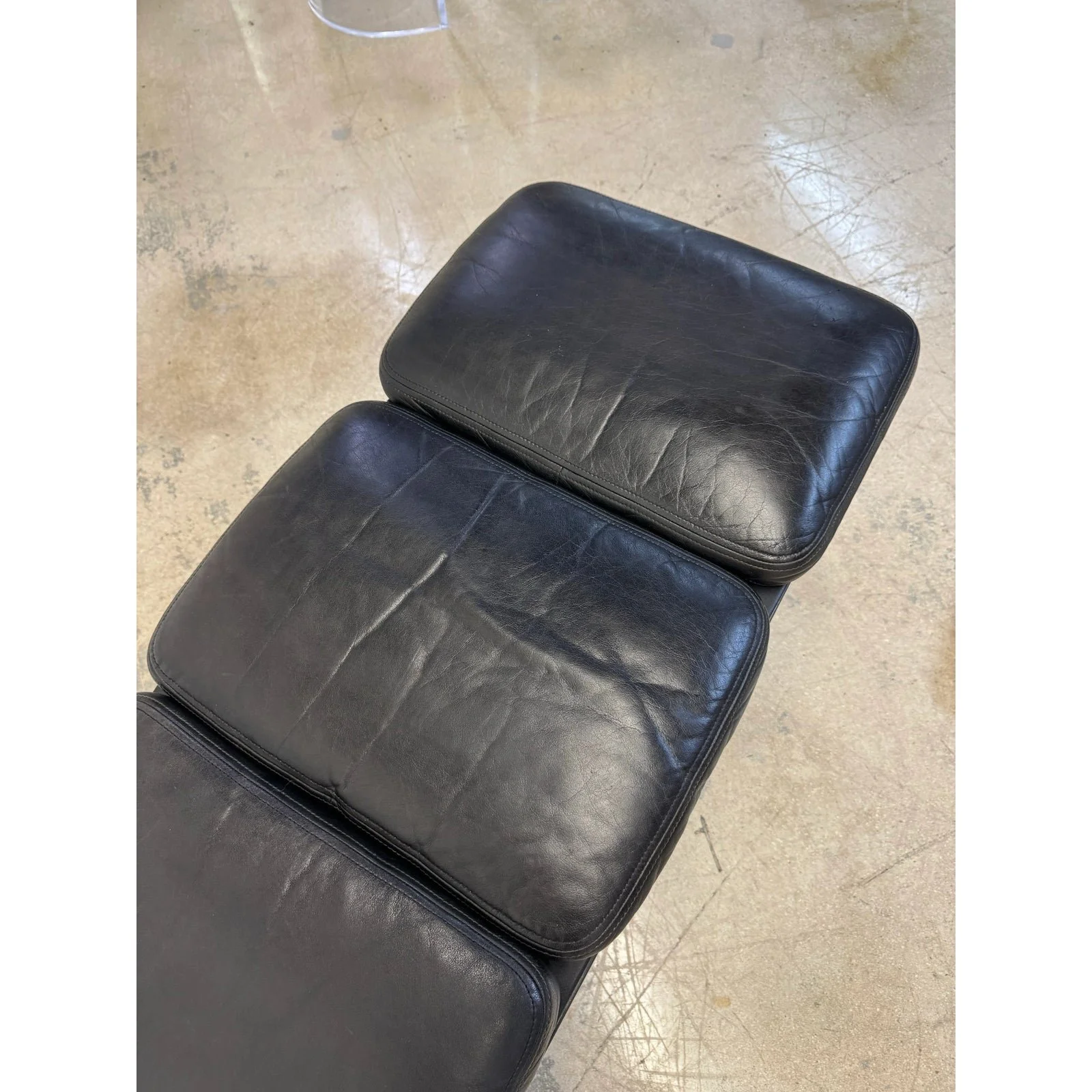 charles-and-ray-eames-billy-wilder-es106-chaise-lounge-for-herman-miller-1970s-9948