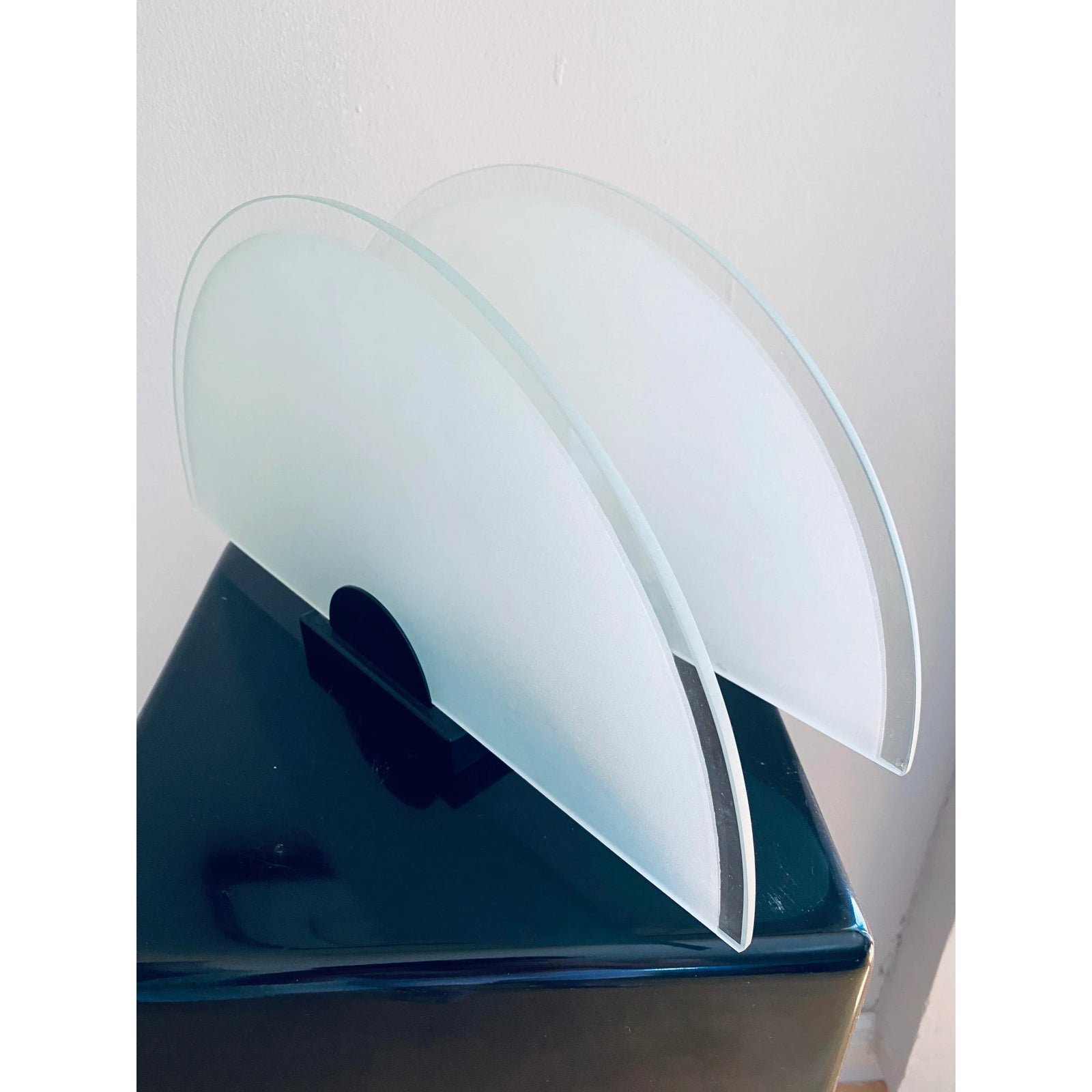 1980s-art-deco-revival-glass-table-lamp-2106