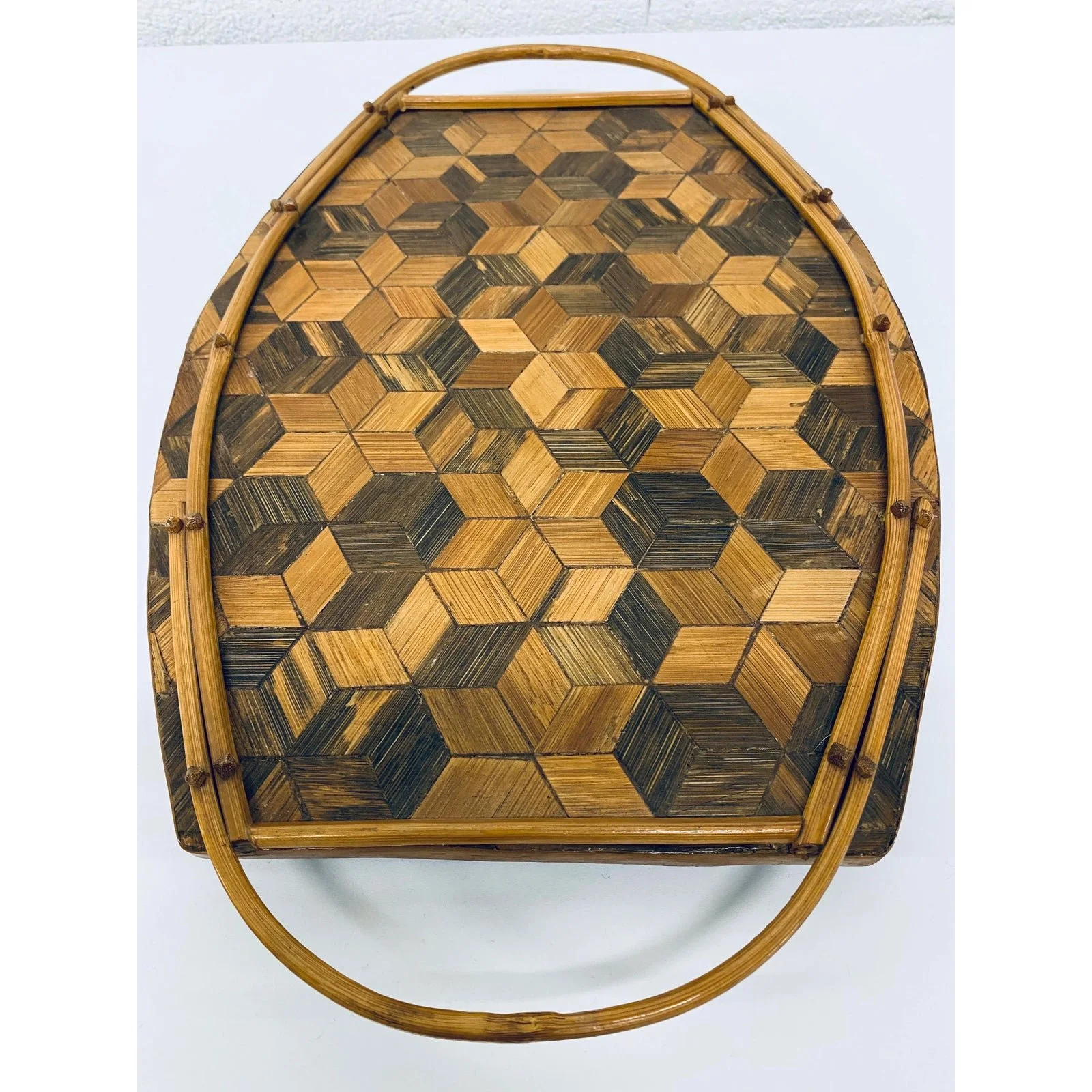 italian-modern-tumble-block-marquetry-bamboo-tray-3932