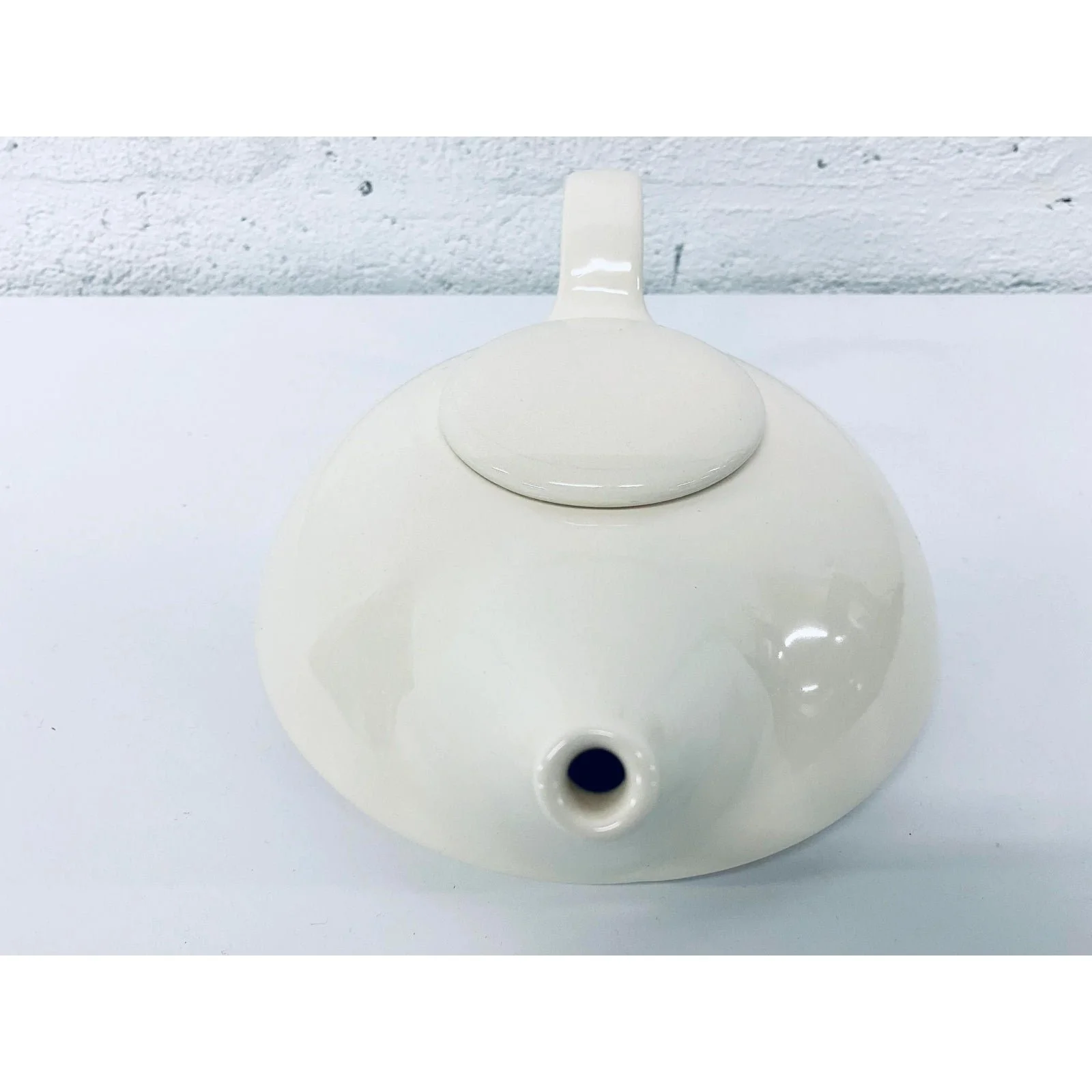 postmodern-claudia-shuride-tea-pot-for-toscany-japan-2965