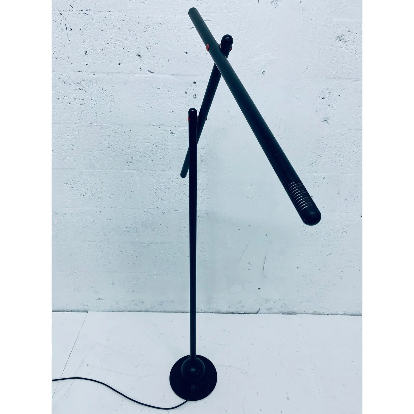 mario-arnaboldi-postmodern-mira-floor-lamp-for-programmaluce-7543