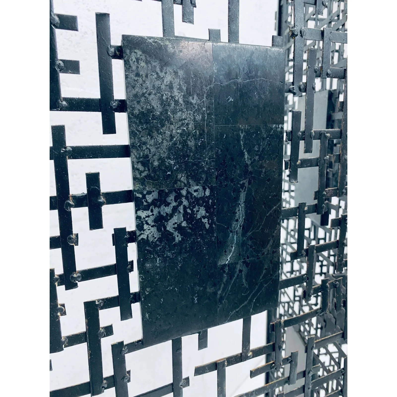 black-iron-room-divider-screen-with-black-tessellated-stone-accents-9002