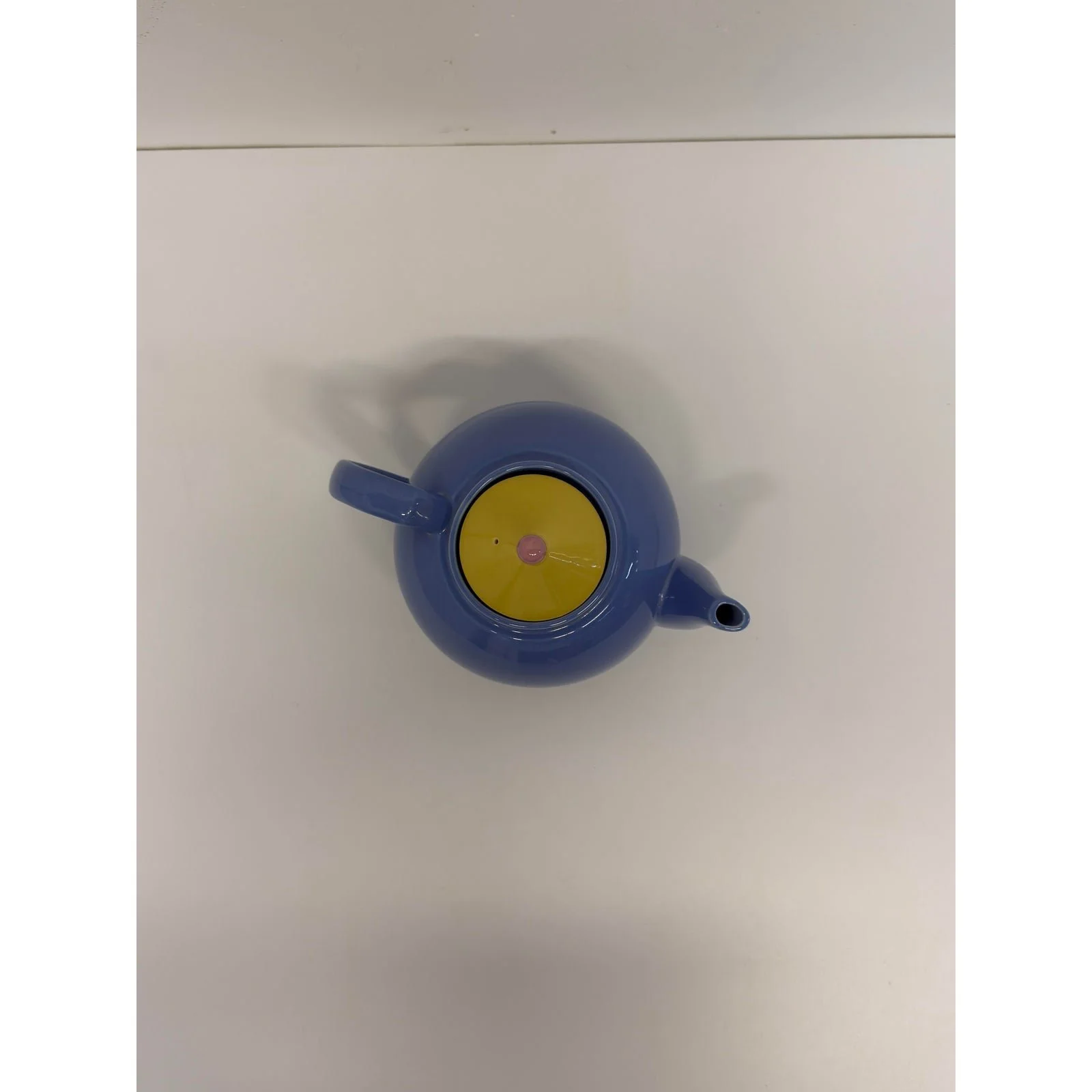 lindt-stymeist-postmodern-colorways-tea-kettle-1980s-1334