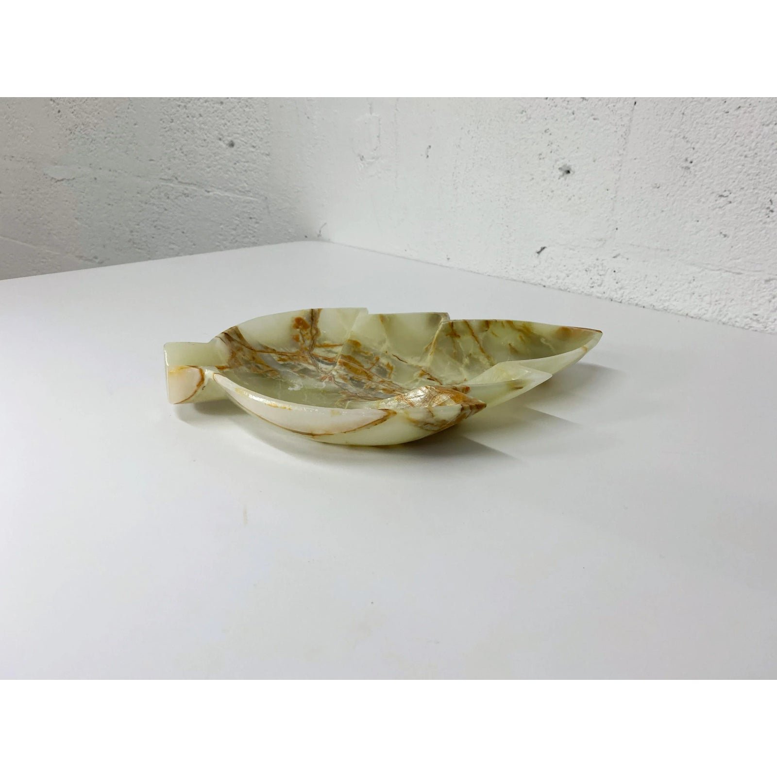 mid-century-hand-carved-alabaster-leaf-tray-0864