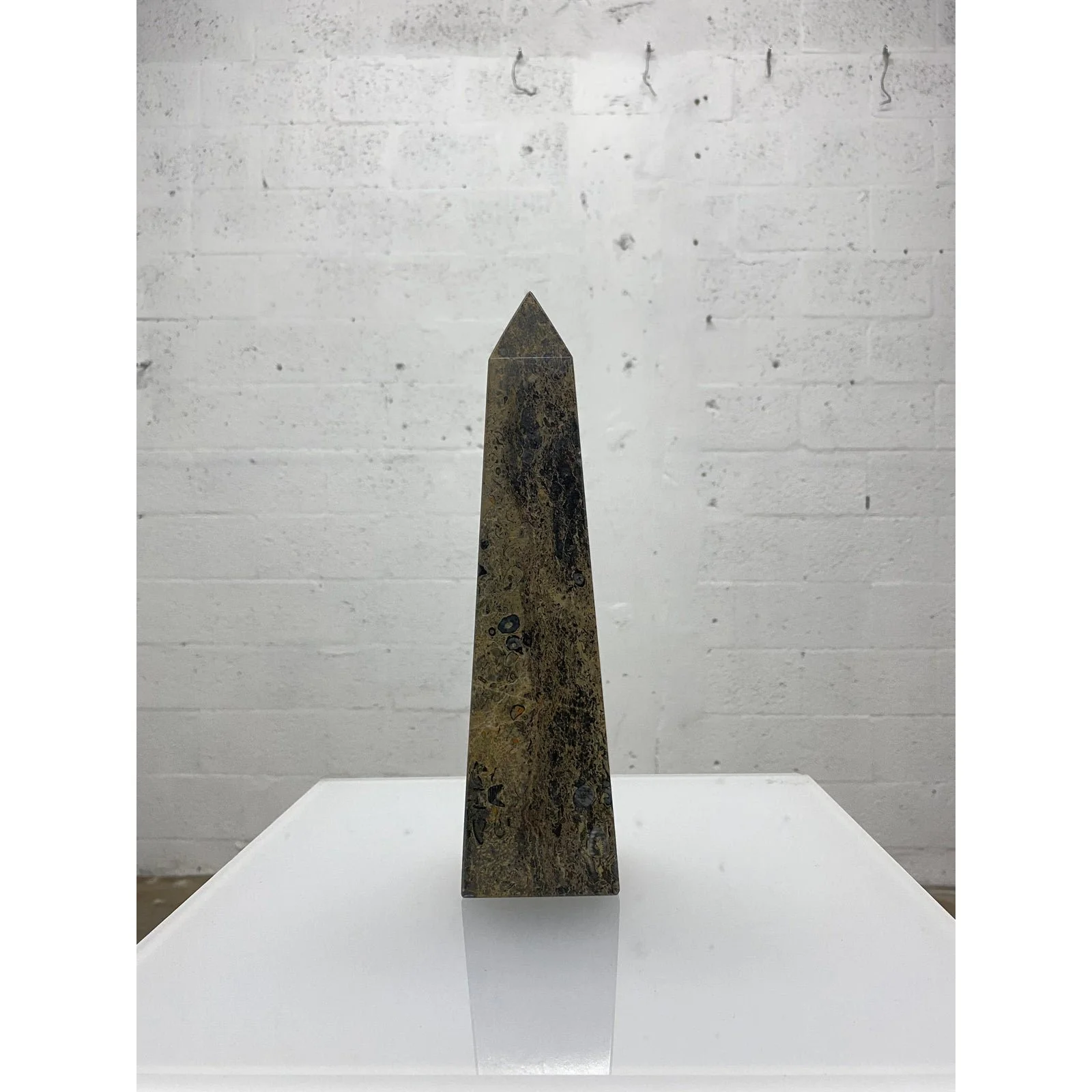 mid-century-marble-obelisk-2312