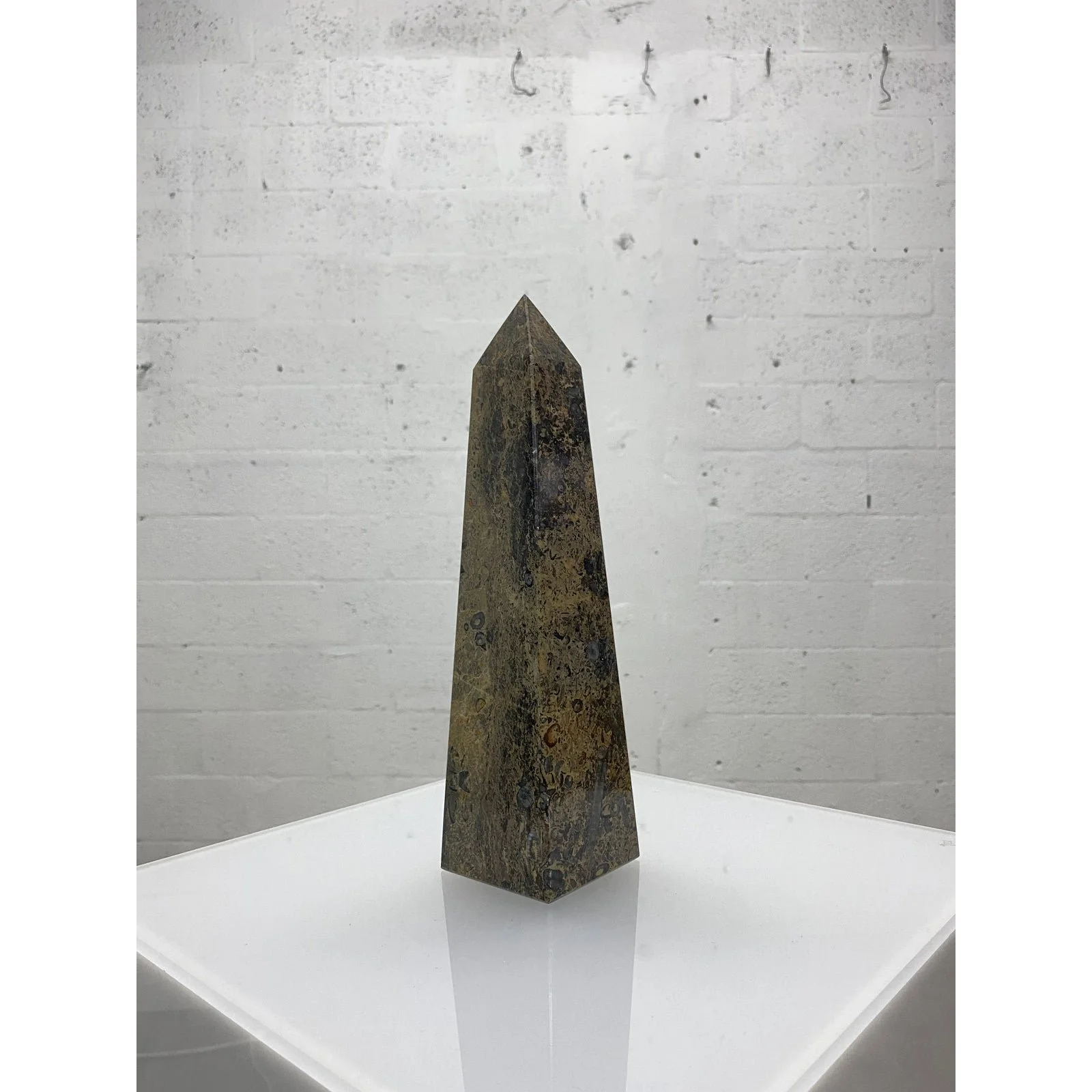 mid-century-marble-obelisk-6443