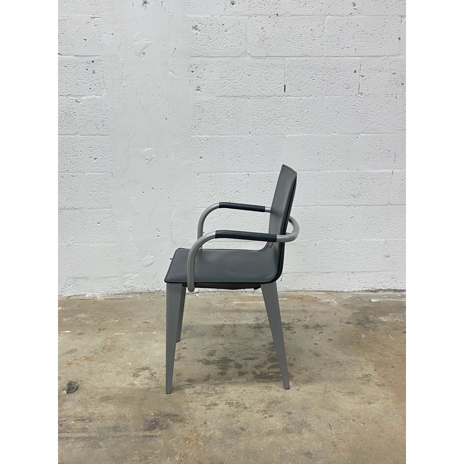 matteo-grassi-1880-dark-gray-leather-arm-chair-7815