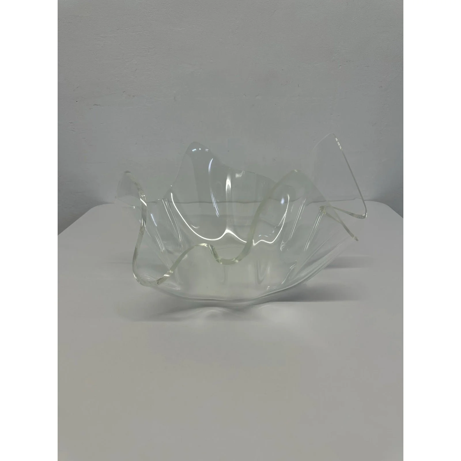 mid-century-clear-lucite-handkerchief-draped-bowl-9323