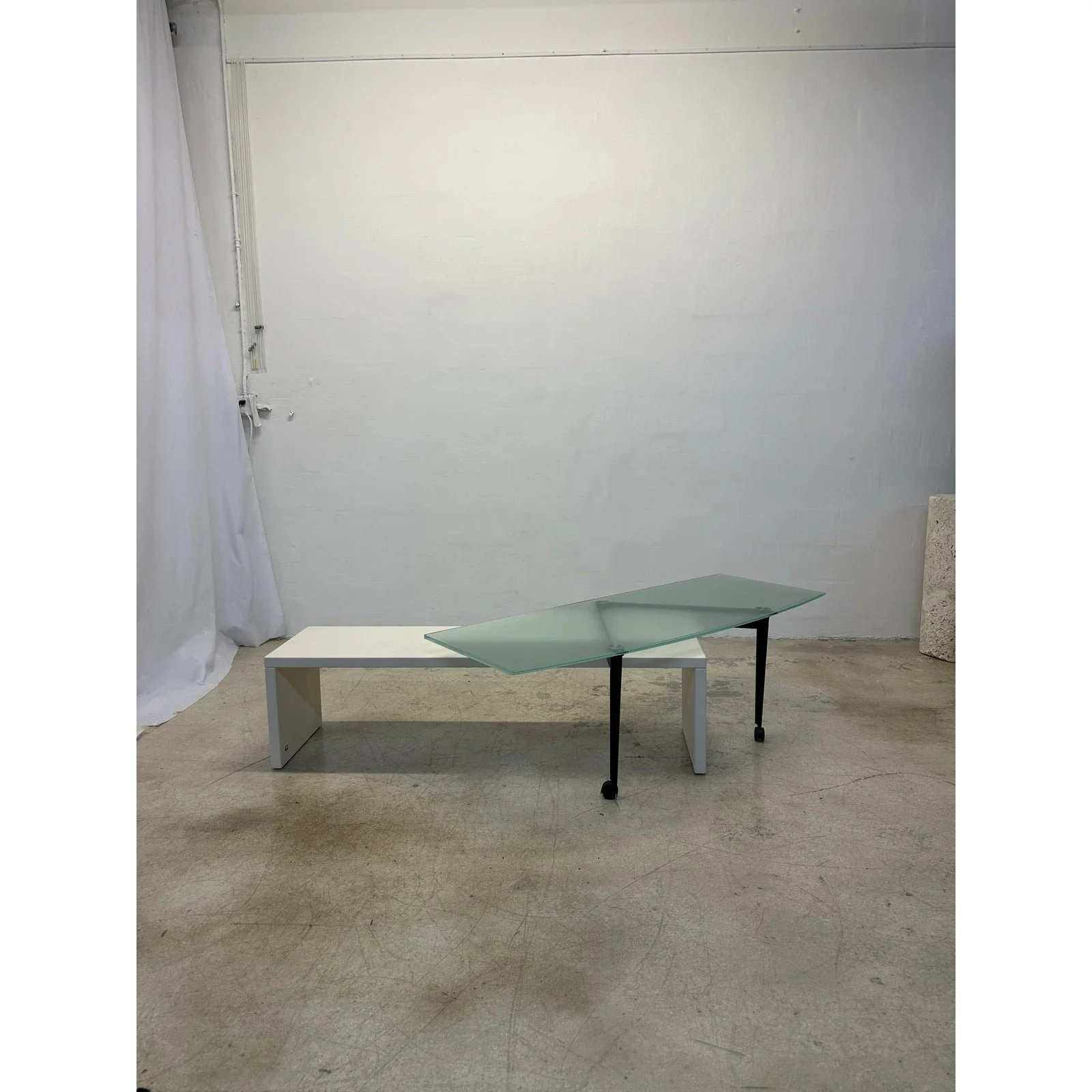 bandb-italia-360-degree-rotating-glass-top-coffee-table-1990s-1947