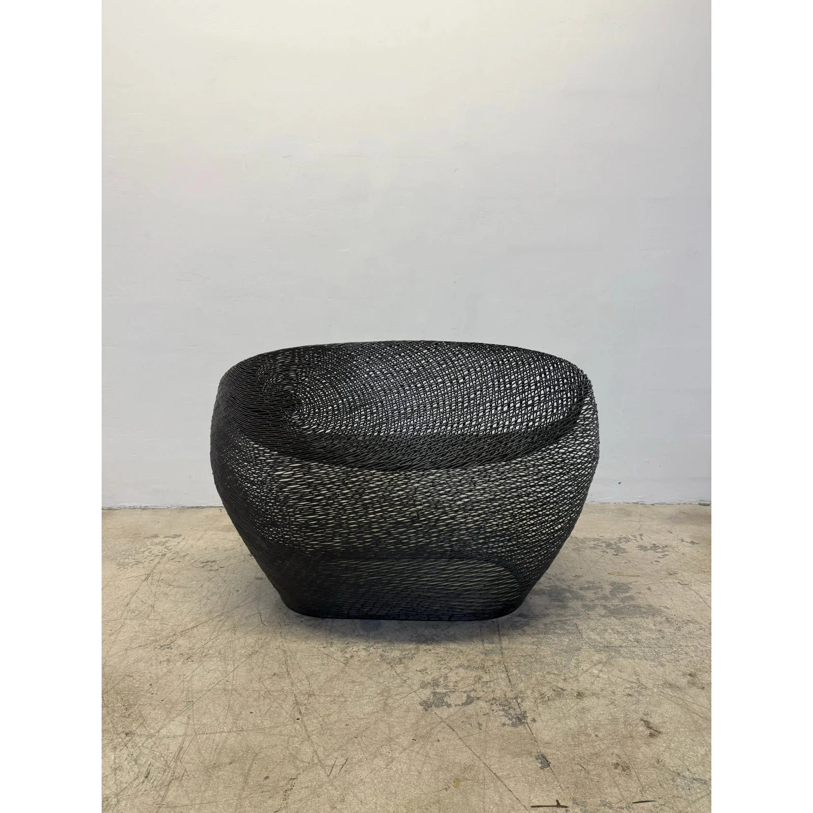 ann-pamintuan-cocoon-two-seat-welded-galvanized-iron-bench-2000s-1555
