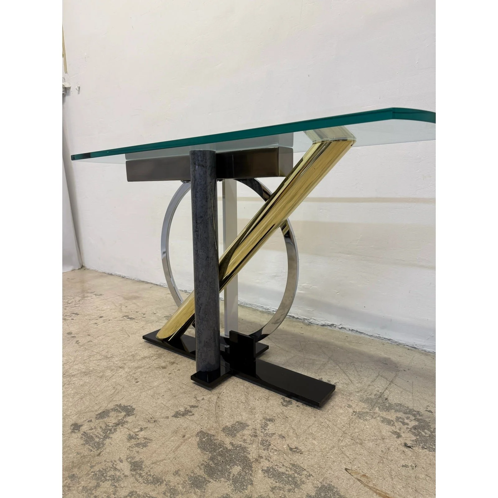 kaizo-oto-for-dia-postmodern-memphis-style-console-table-9709