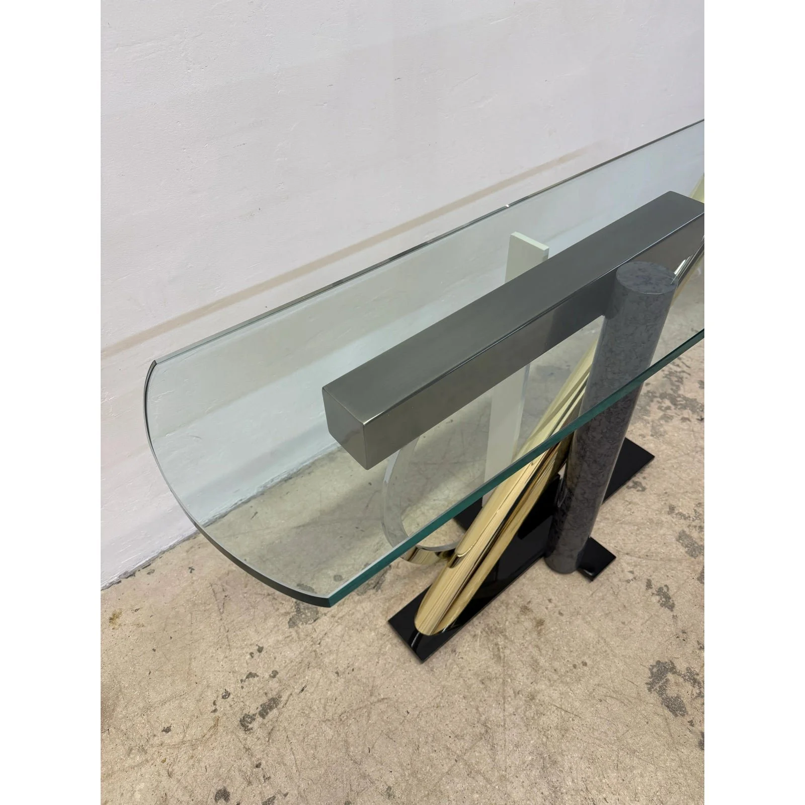 kaizo-oto-for-dia-postmodern-memphis-style-console-table-3234
