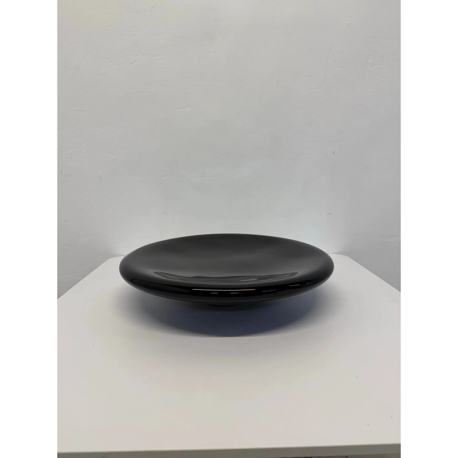 postmodern-black-handcrafted-blown-glass-bowl-1980s-3384