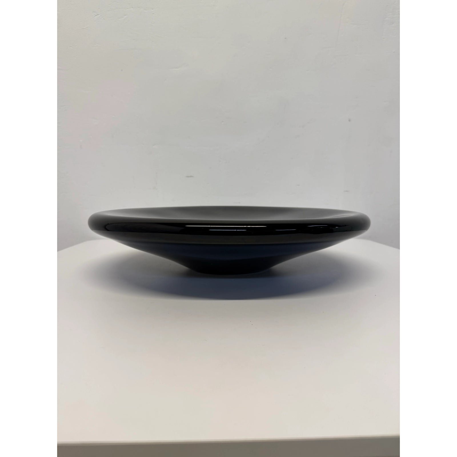 postmodern-black-handcrafted-blown-glass-bowl-1980s-1855