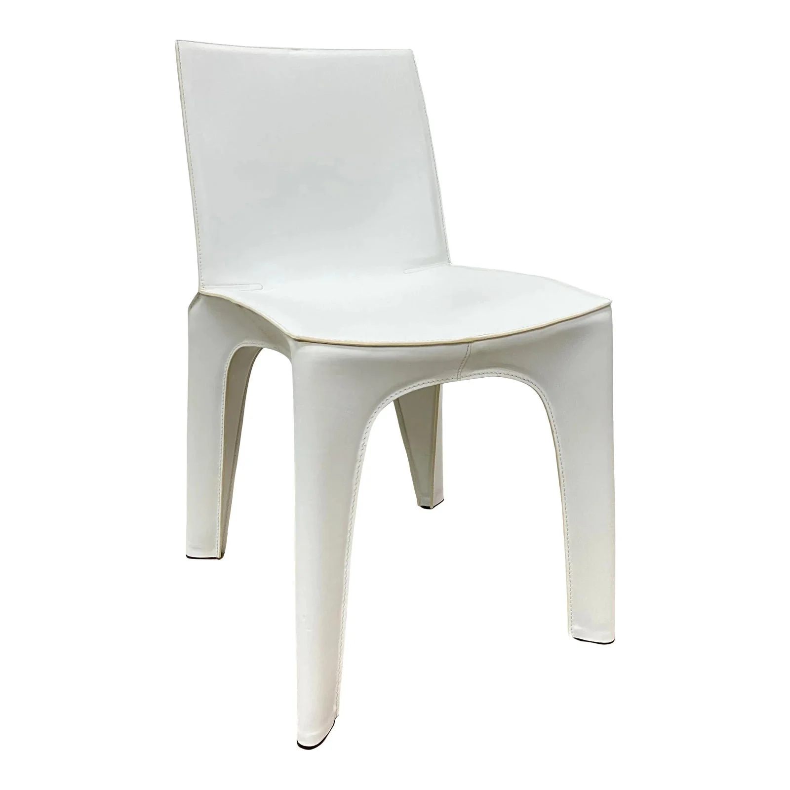 riccardo-blumer-and-matteo-borghi-bb-dining-chair-in-matte-white-leather-poliform-0401