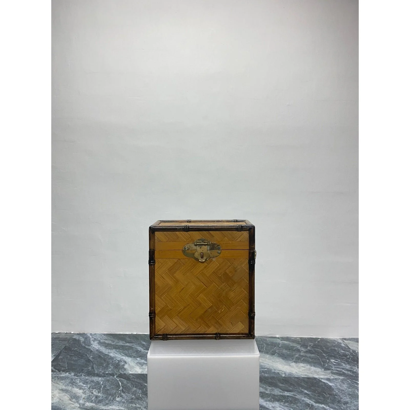 faux-bamboo-woven-rattan-box-9120