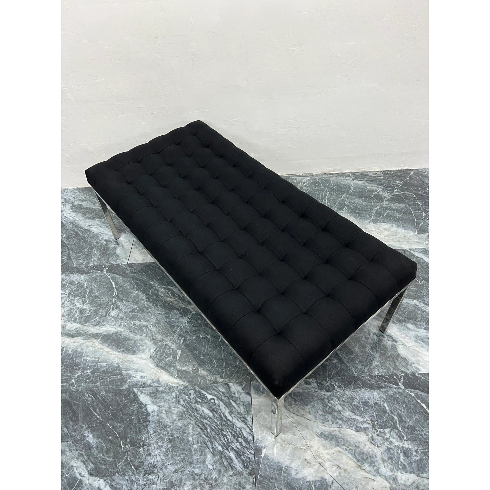 black-tufted-canvas-museum-bench-by-metropolitan-furniture-1986-9730