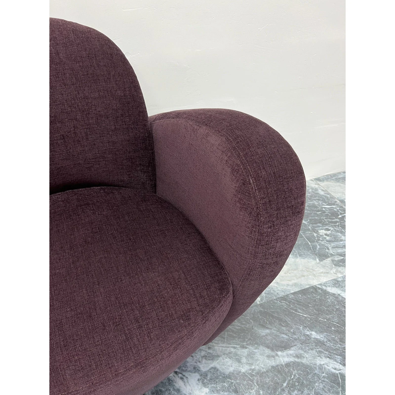 michael-wolk-miami-swivel-loung-chair-on-casters-4176