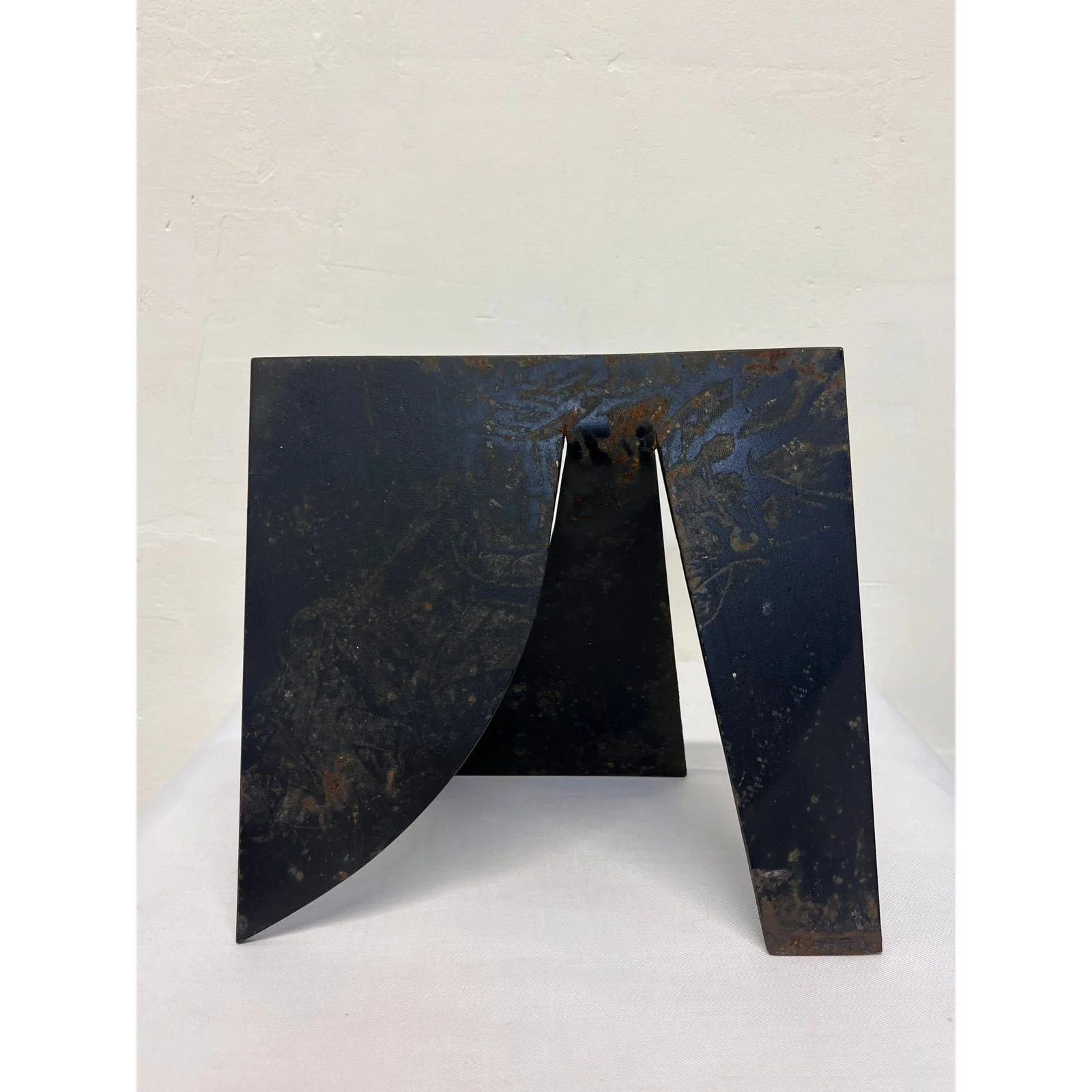 brazilian-modern-black-steel-abstract-table-sculpture-1980s-8355