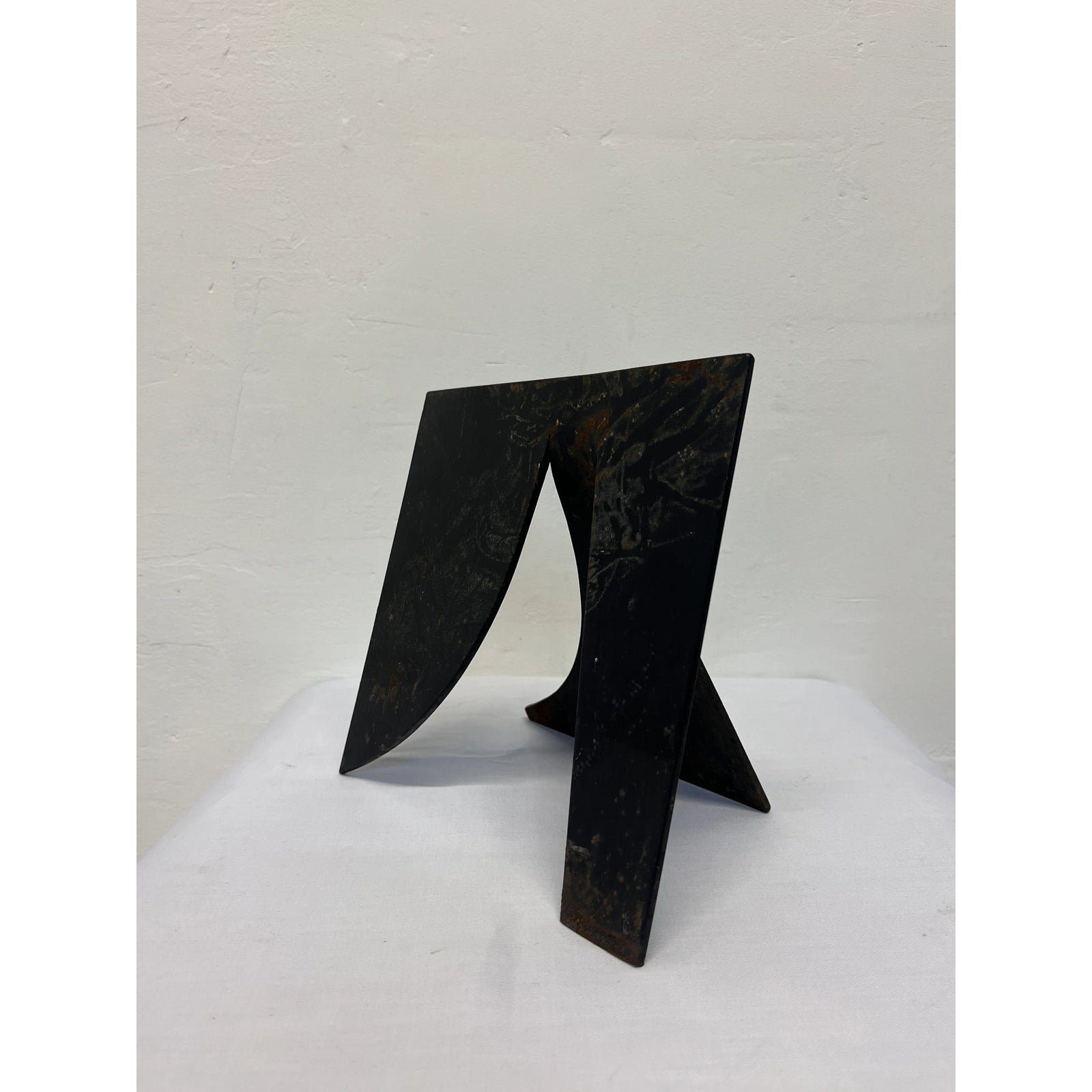 brazilian-modern-black-steel-abstract-table-sculpture-1980s-9106