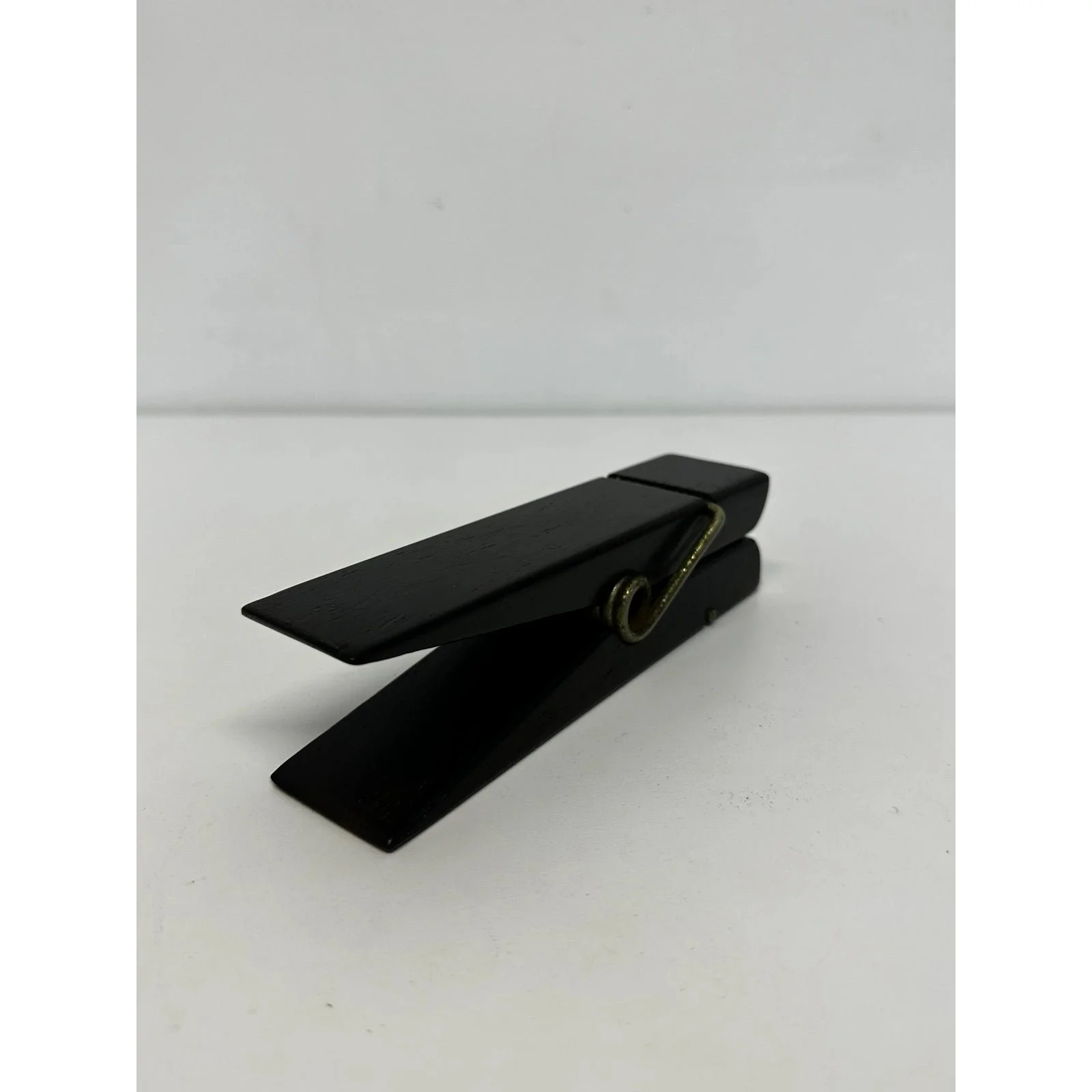 brazilian-mid-century-jacaranda-paperclip-paperweight-sculpture-1960s-0435